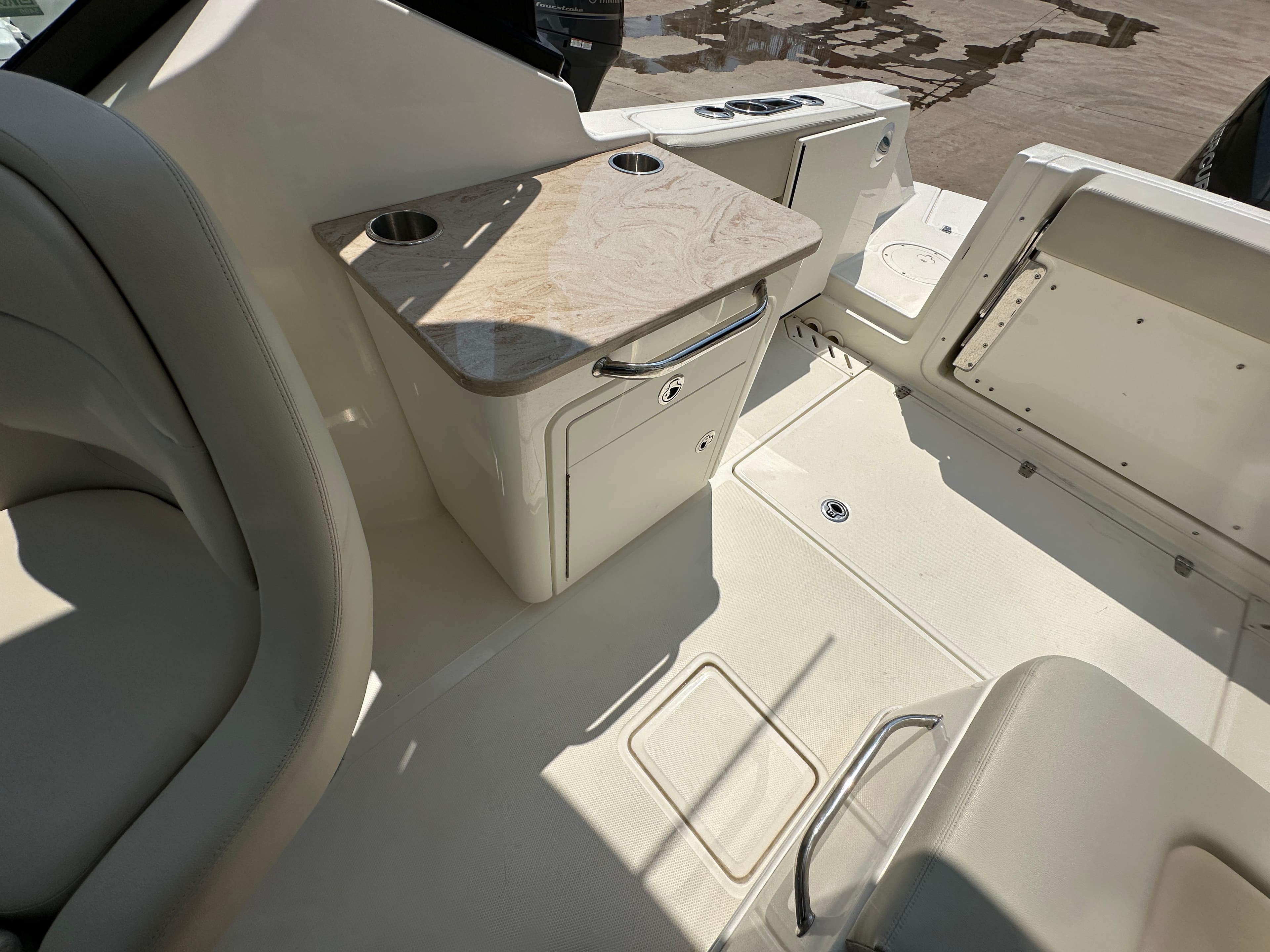2022 Boston Whaler 240 Vantage a la venta en Thunderbolt, GA Dual Console 4