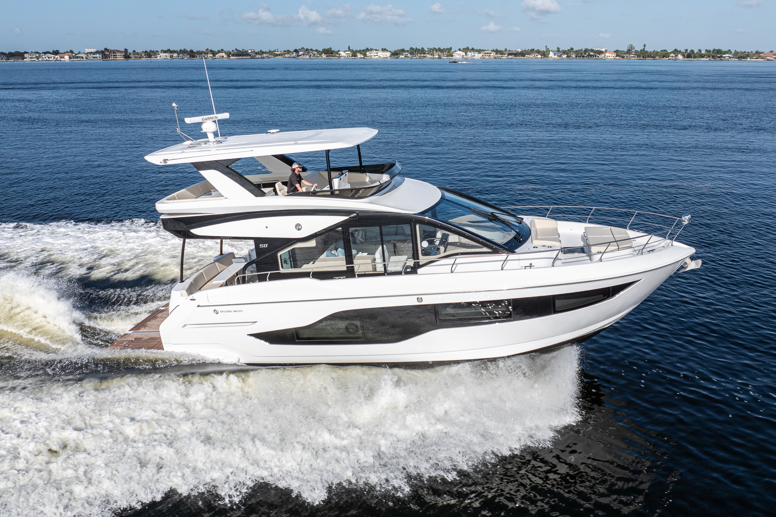 2026 Cruisers Yachts 50 FLY te koop in Fort Myers, FL Motor Yacht 2