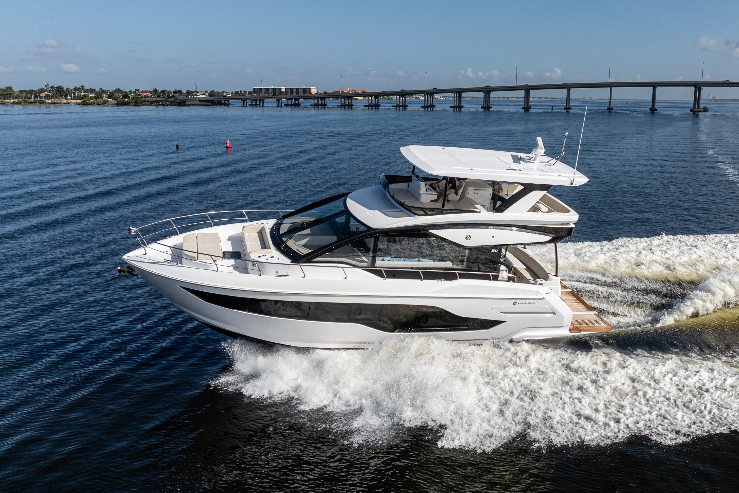 2026 Cruisers Yachts 50 FLY te koop in Fort Myers, FL Motor Yacht 4