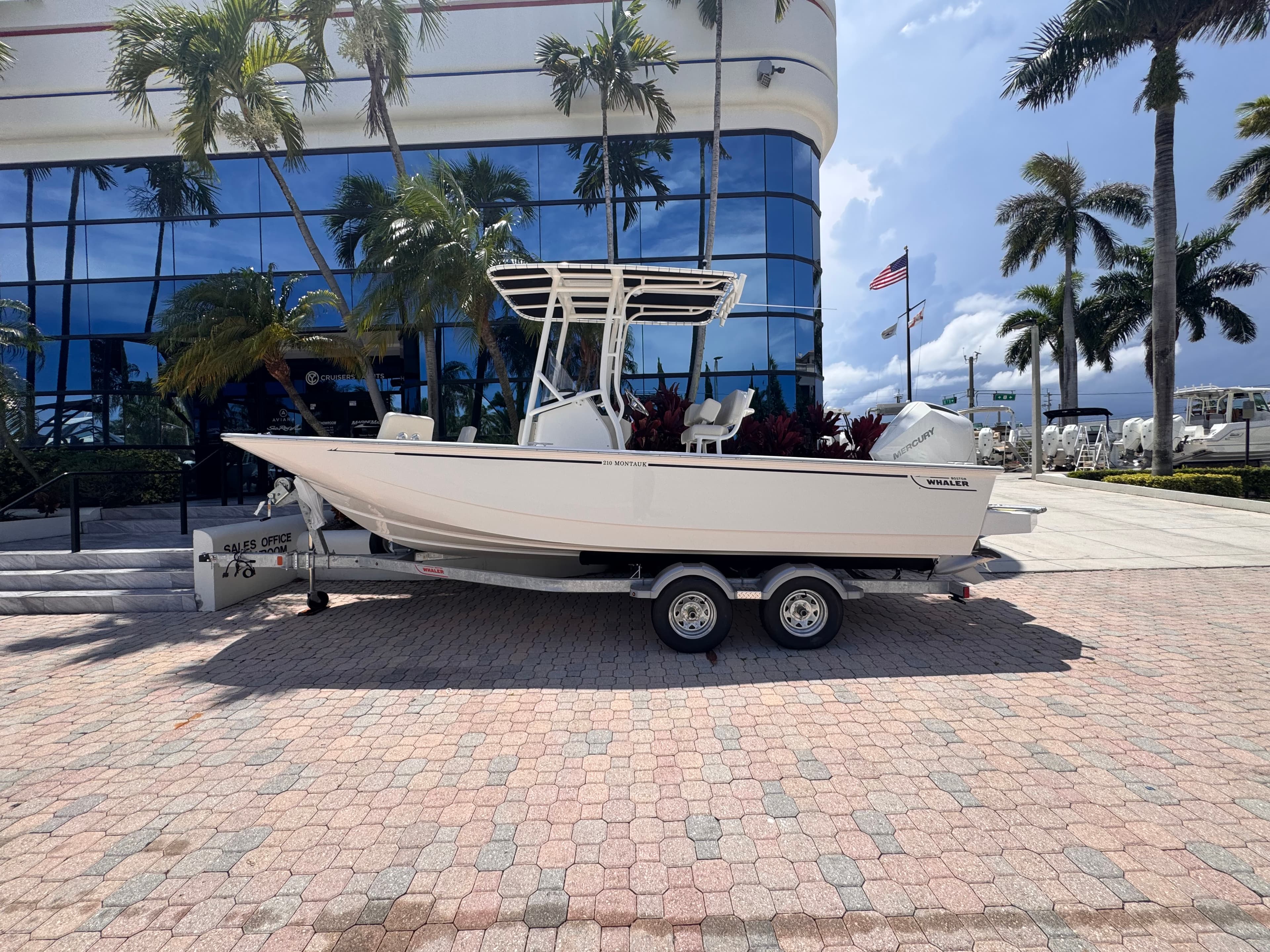 2026 Boston Whaler 210 Montauk in vendita a Pompano Beach, Florida Center Console