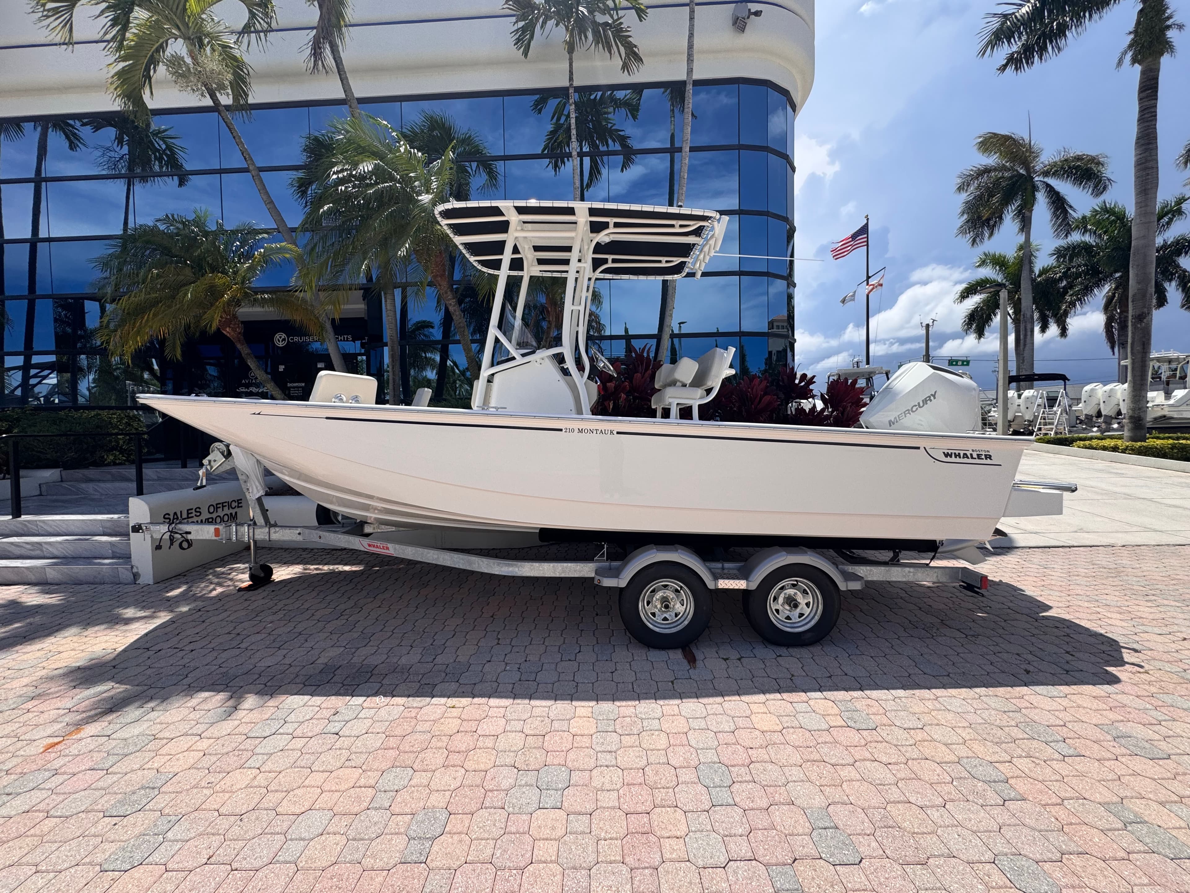 2026 Boston Whaler 210 Montauk in vendita a Pompano Beach, Florida Center Console 2