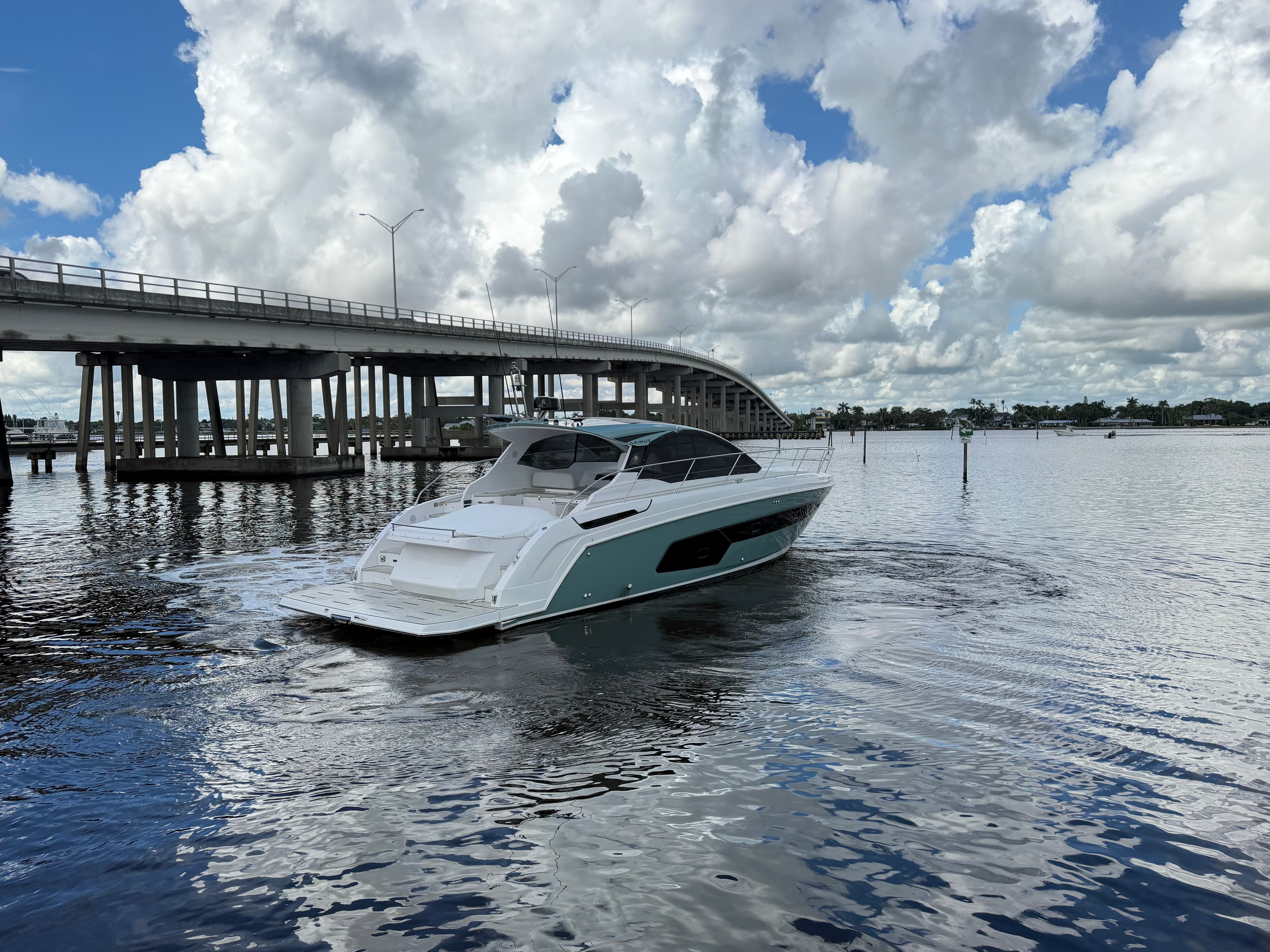 2027 Azimut Atlantis 45 a la venta en Stuart, Florida Sport Cruiser 4