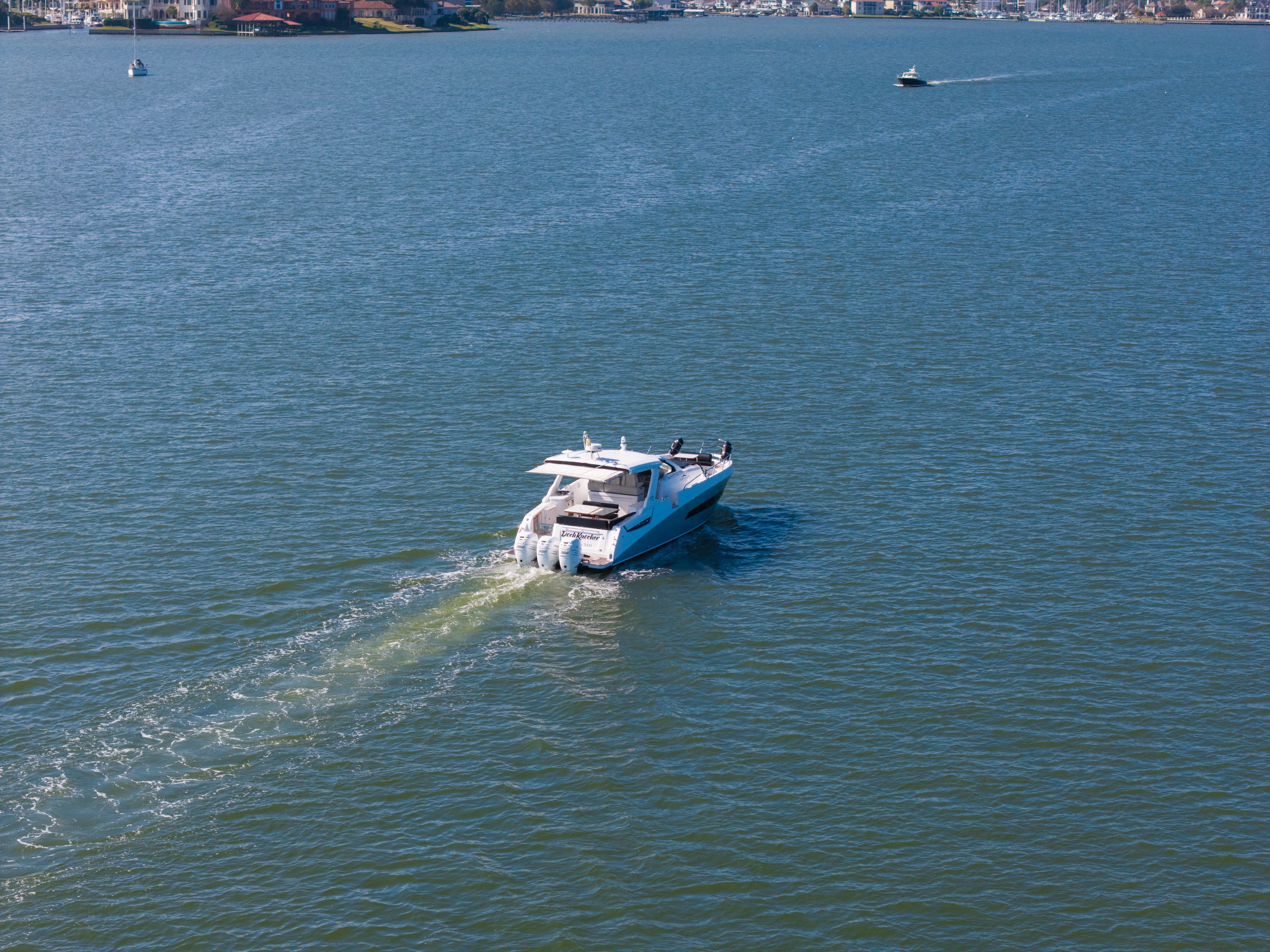 2018 Azimut Verve 40 zum Verkauf in Seabrook, TX Express Cruiser 3
