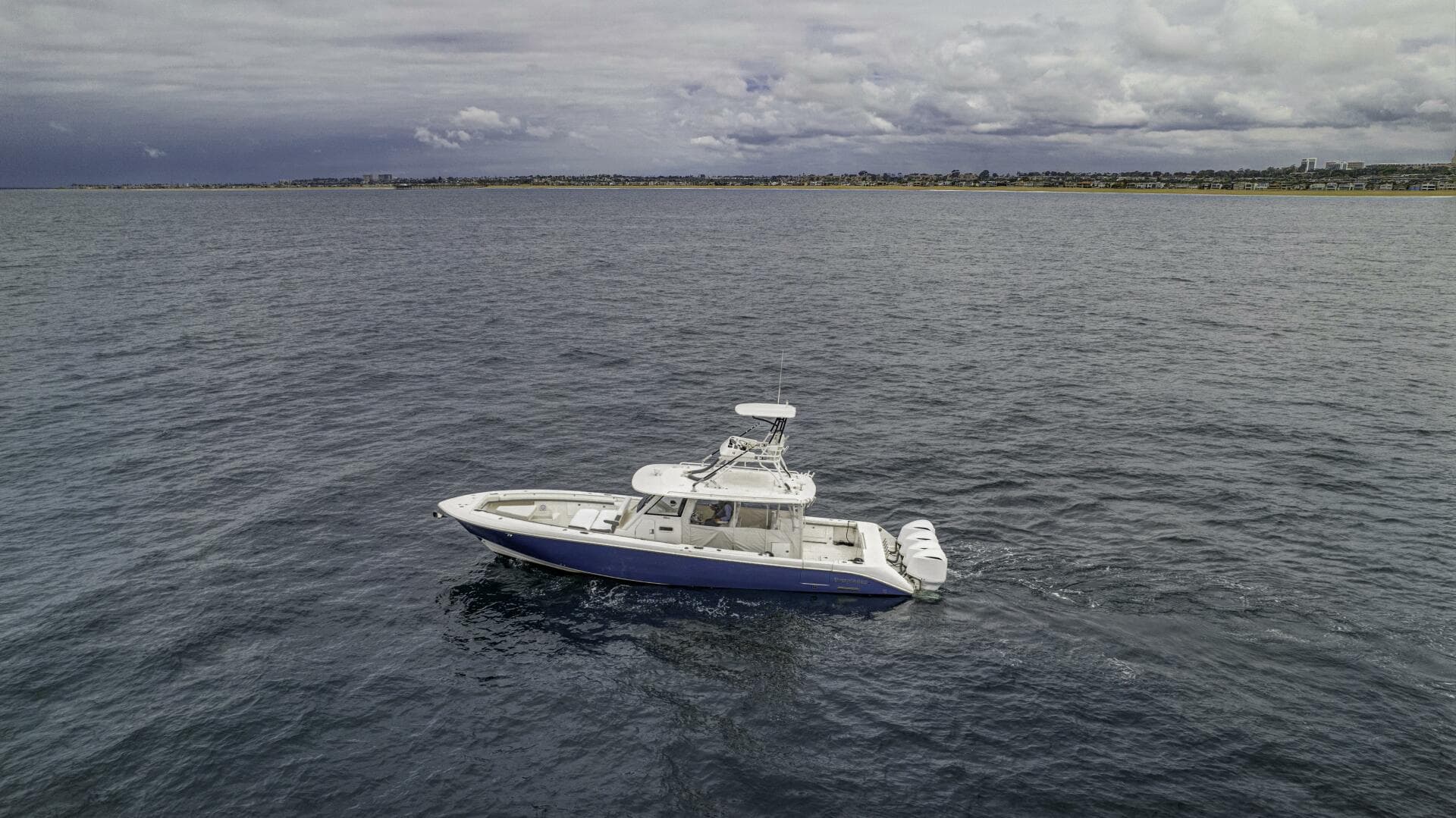2015 Everglades Boats 435CC for Sale in Princeville, Hawaii Center Console