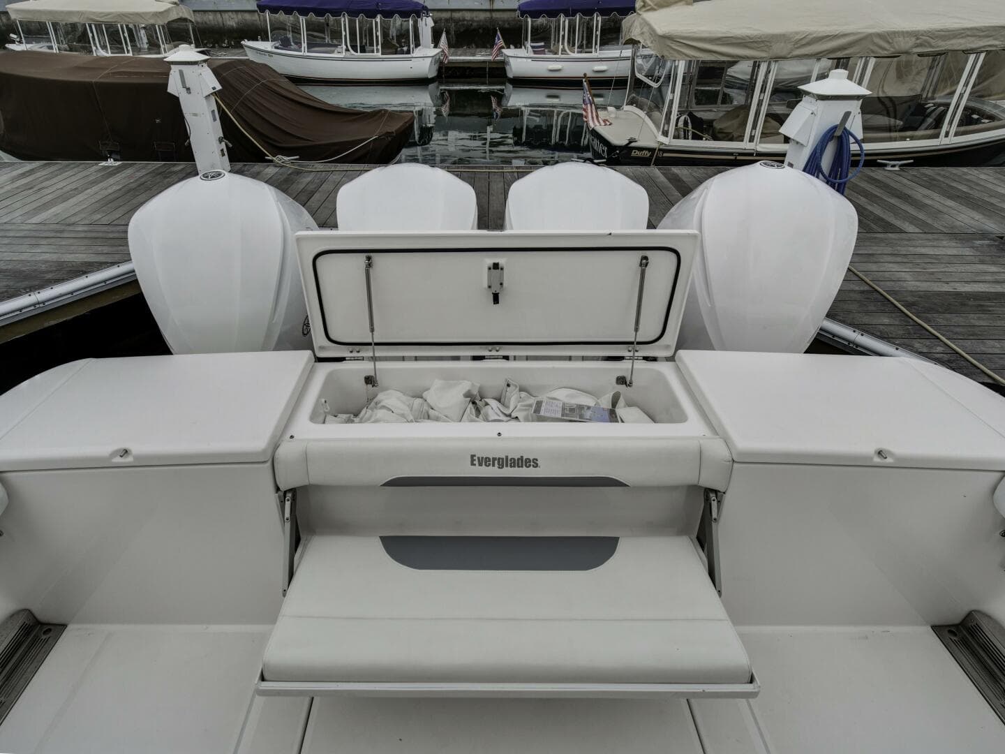 2015 Everglades Boats 435CC for Sale in Princeville, Hawaii Center Console 5