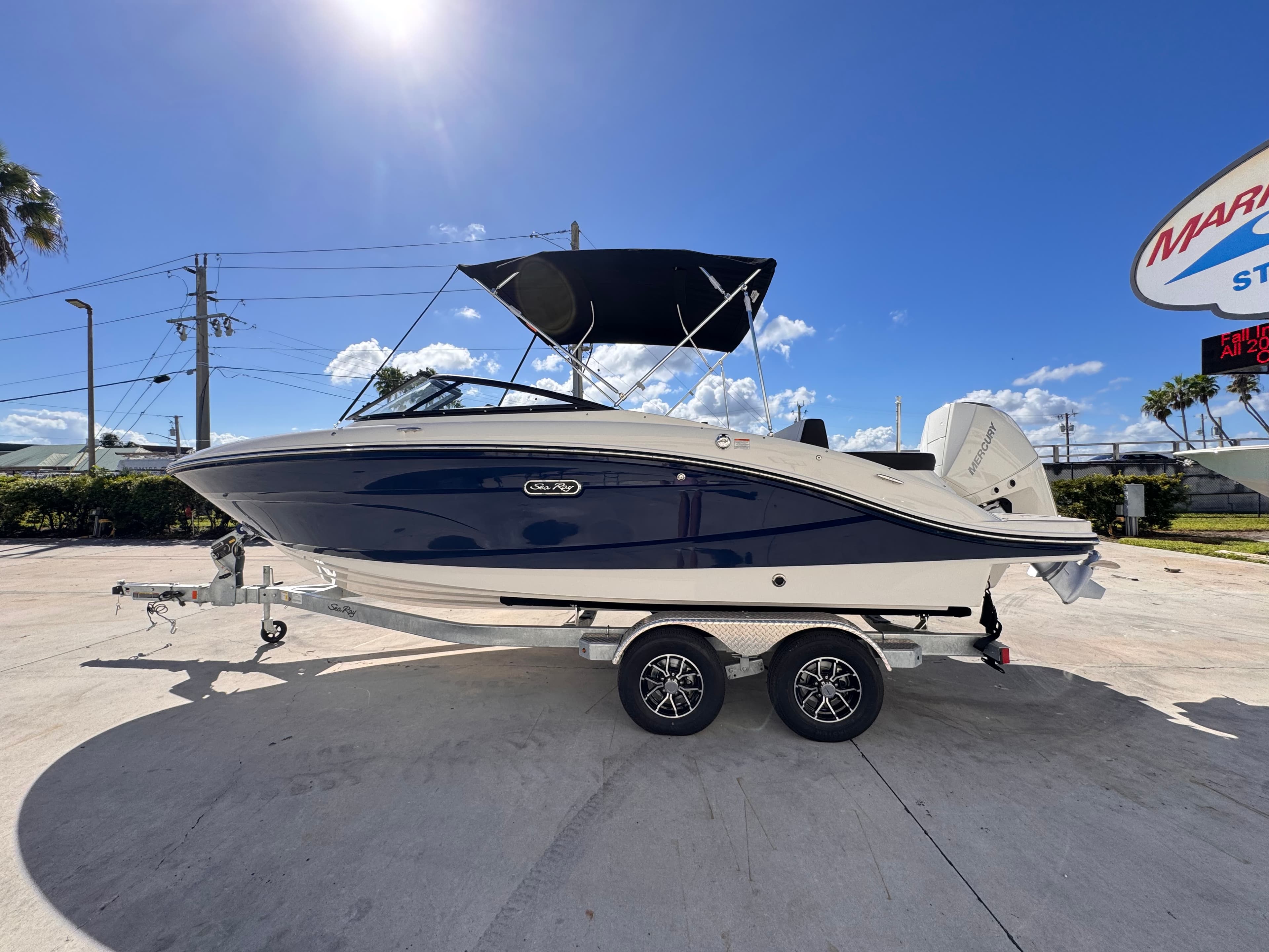 2026 Sea Ray SPX 210 Outboard for Sale in Stuart, Florida Bowrider