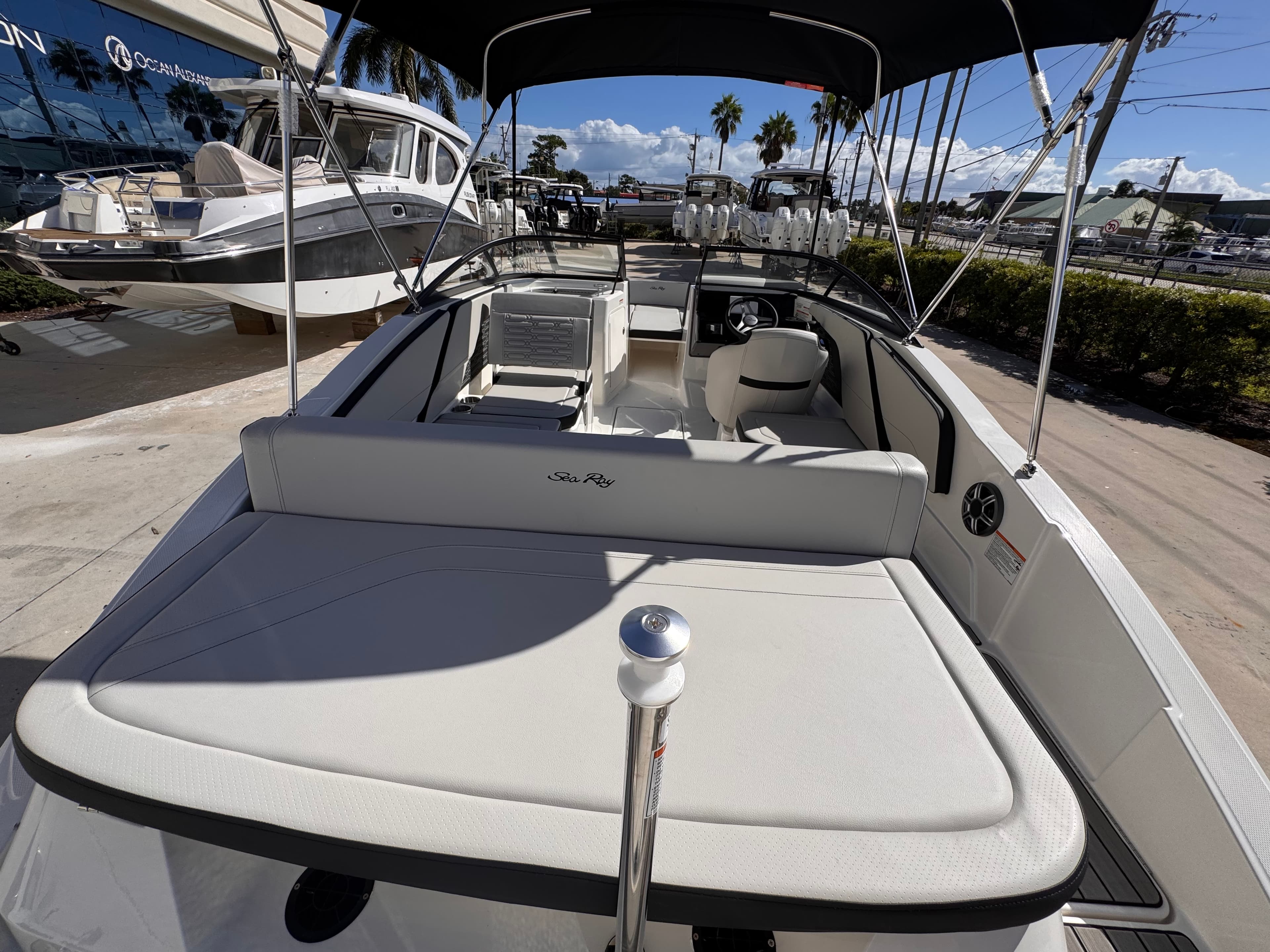 2026 Sea Ray SPX 210 Outboard for Sale in Stuart, Florida Bowrider 5