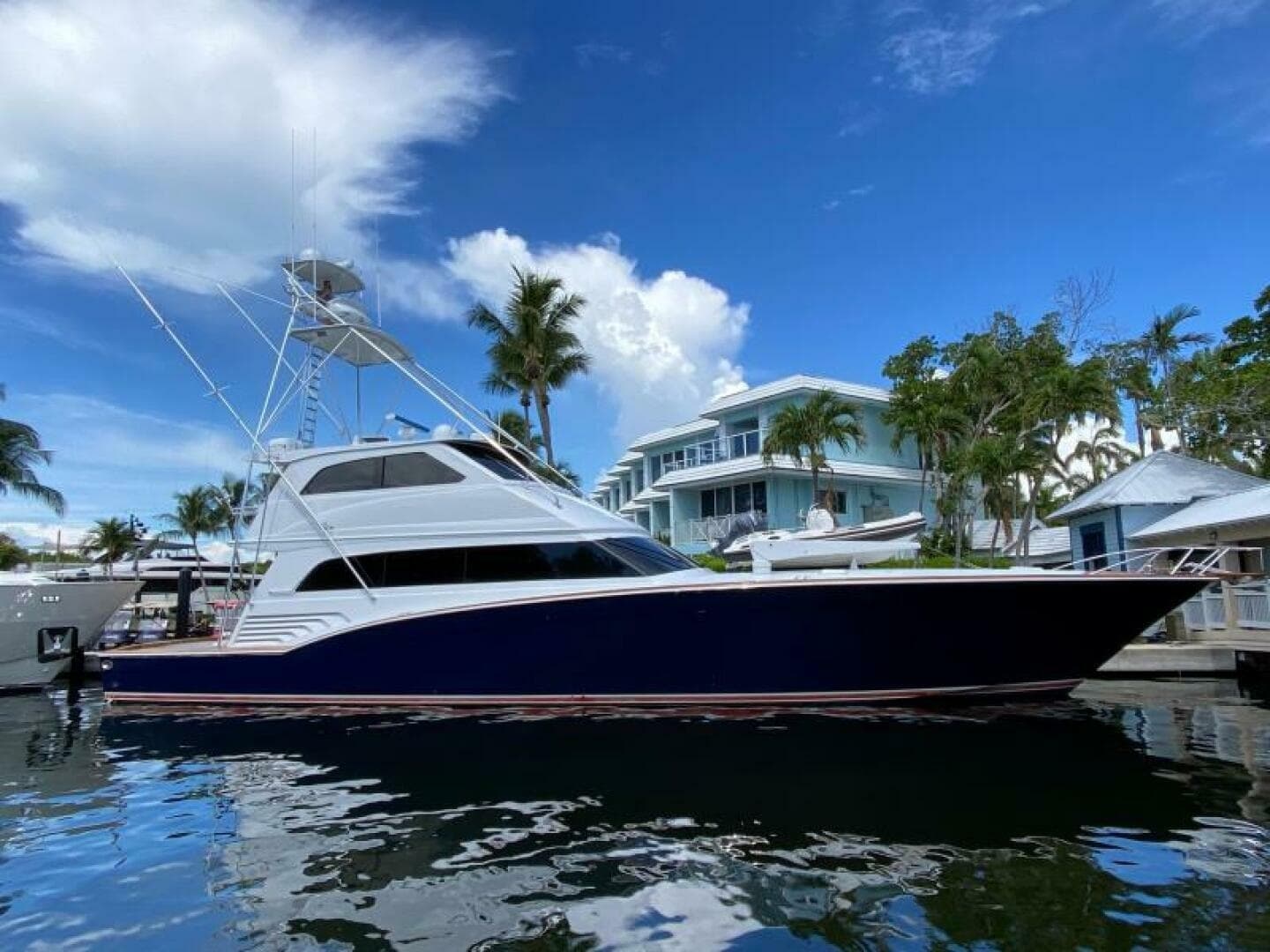 Sea Force IX 82' Enclosed Flybridge zum Verkauf