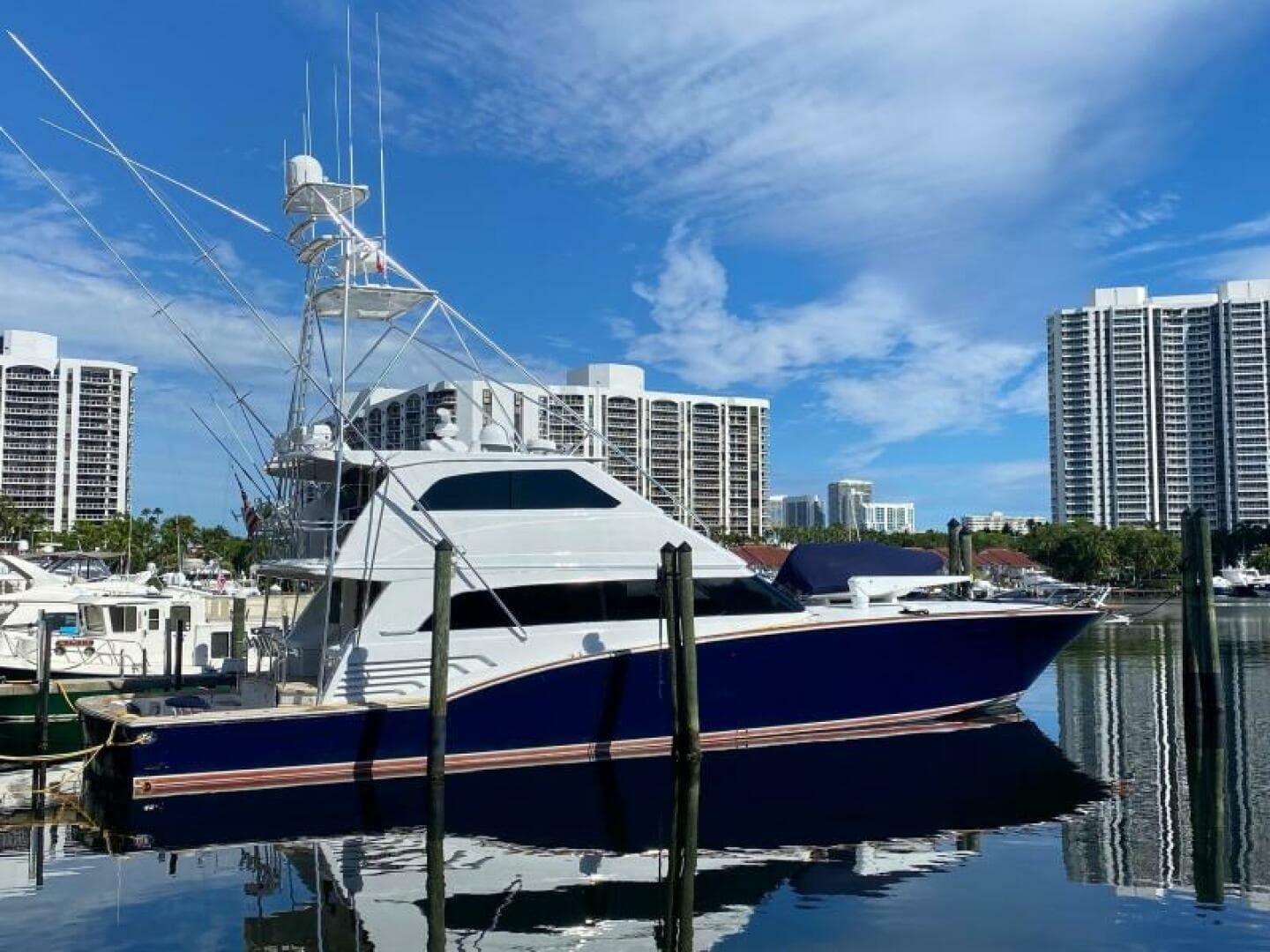 Sea Force IX 82' Enclosed Flybridge zum Verkauf