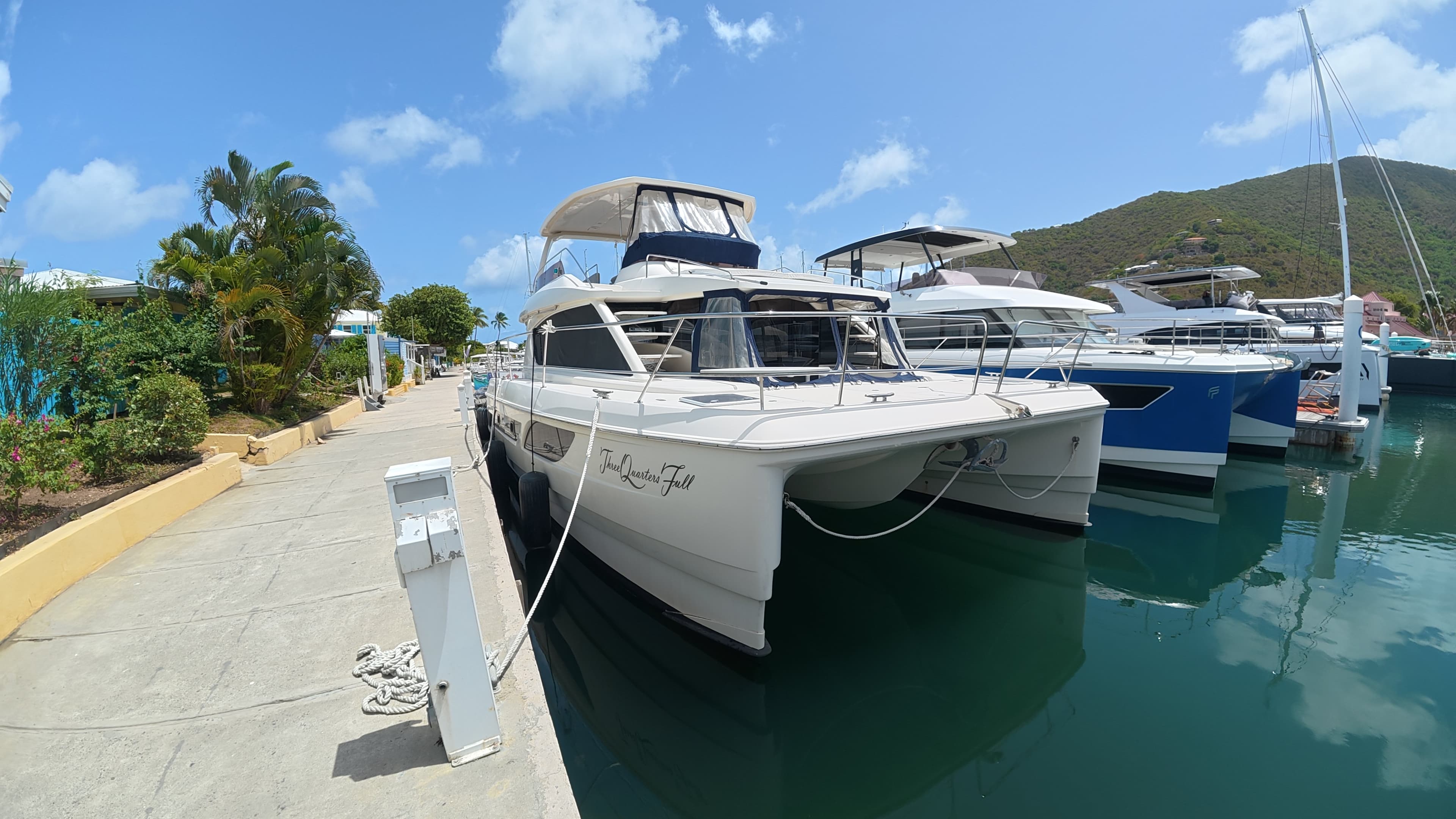 2016 Aquila 48 in vendita a St. Petersburg, Florida Power Catamarans