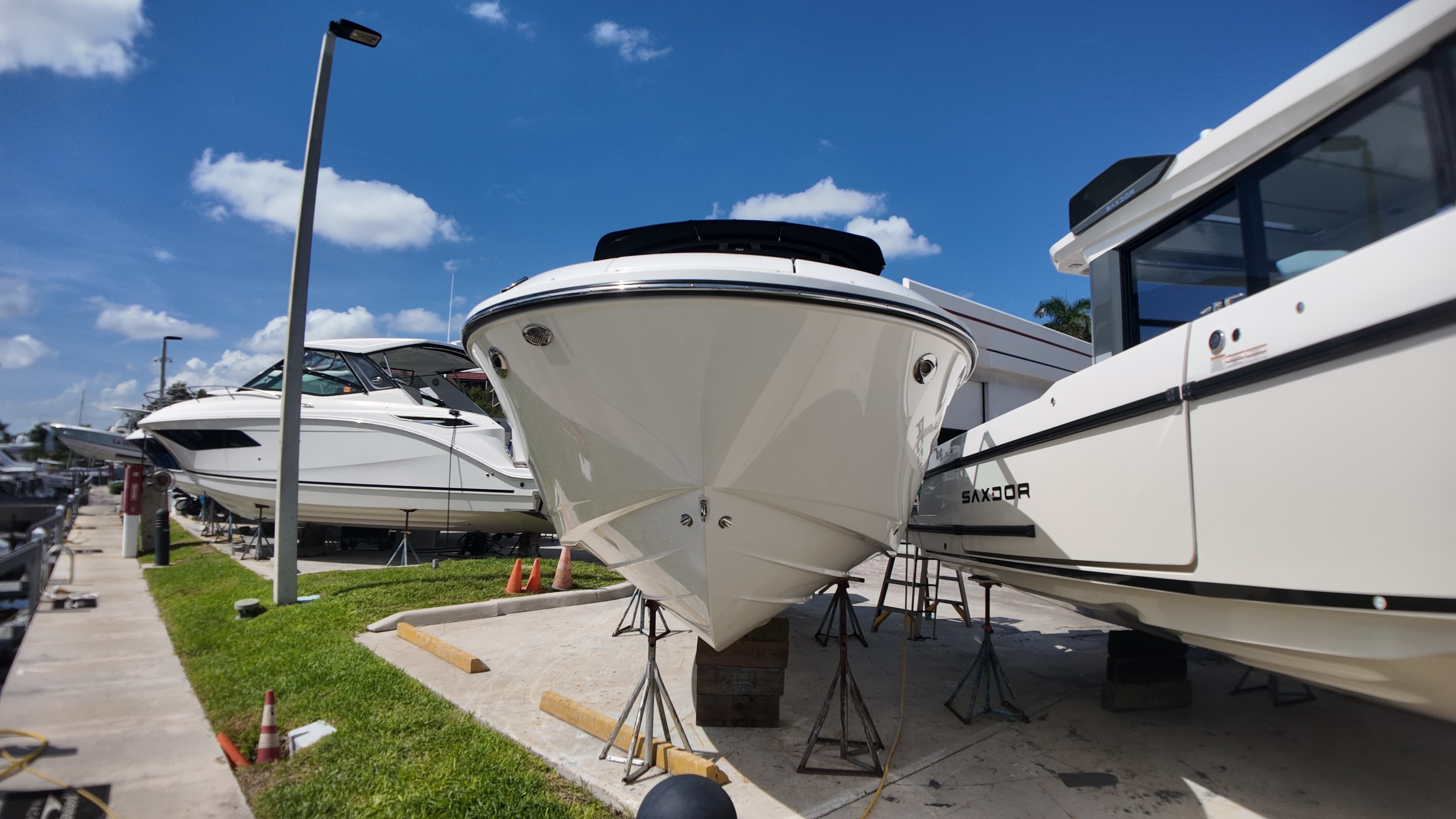 2027 Sea Ray SDX 250 Outboard zum Verkauf in Pompano Beach, Florida Bowrider 5