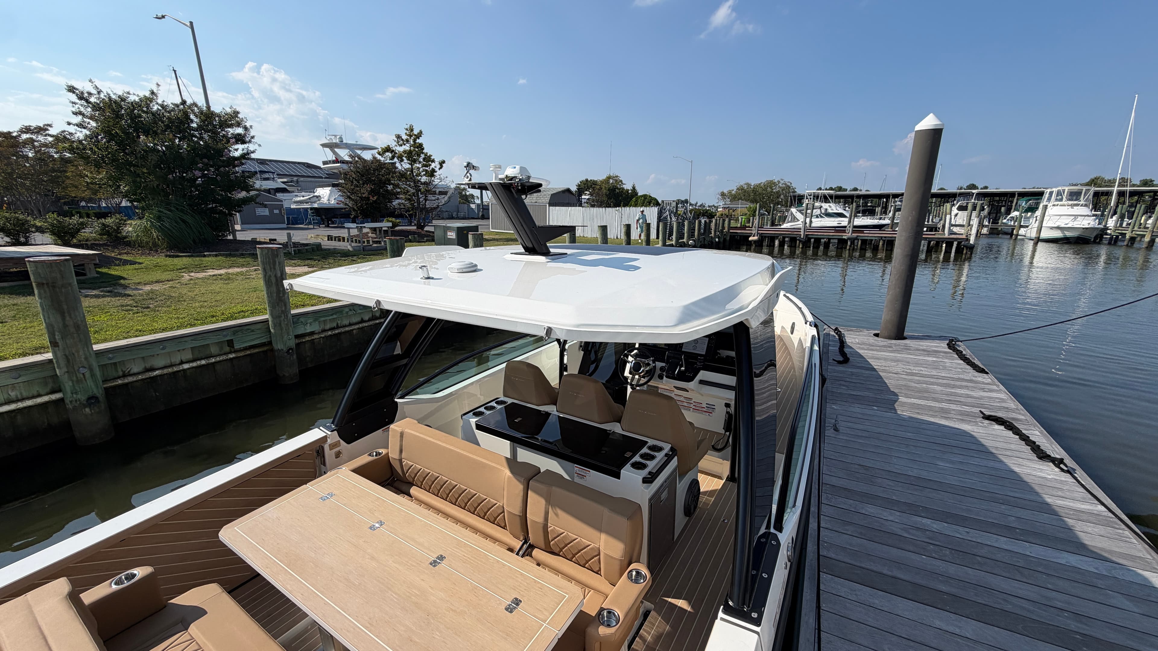2027 Saxdor 320 GTO for Sale in Grasonville, Maryland Day Boats 3