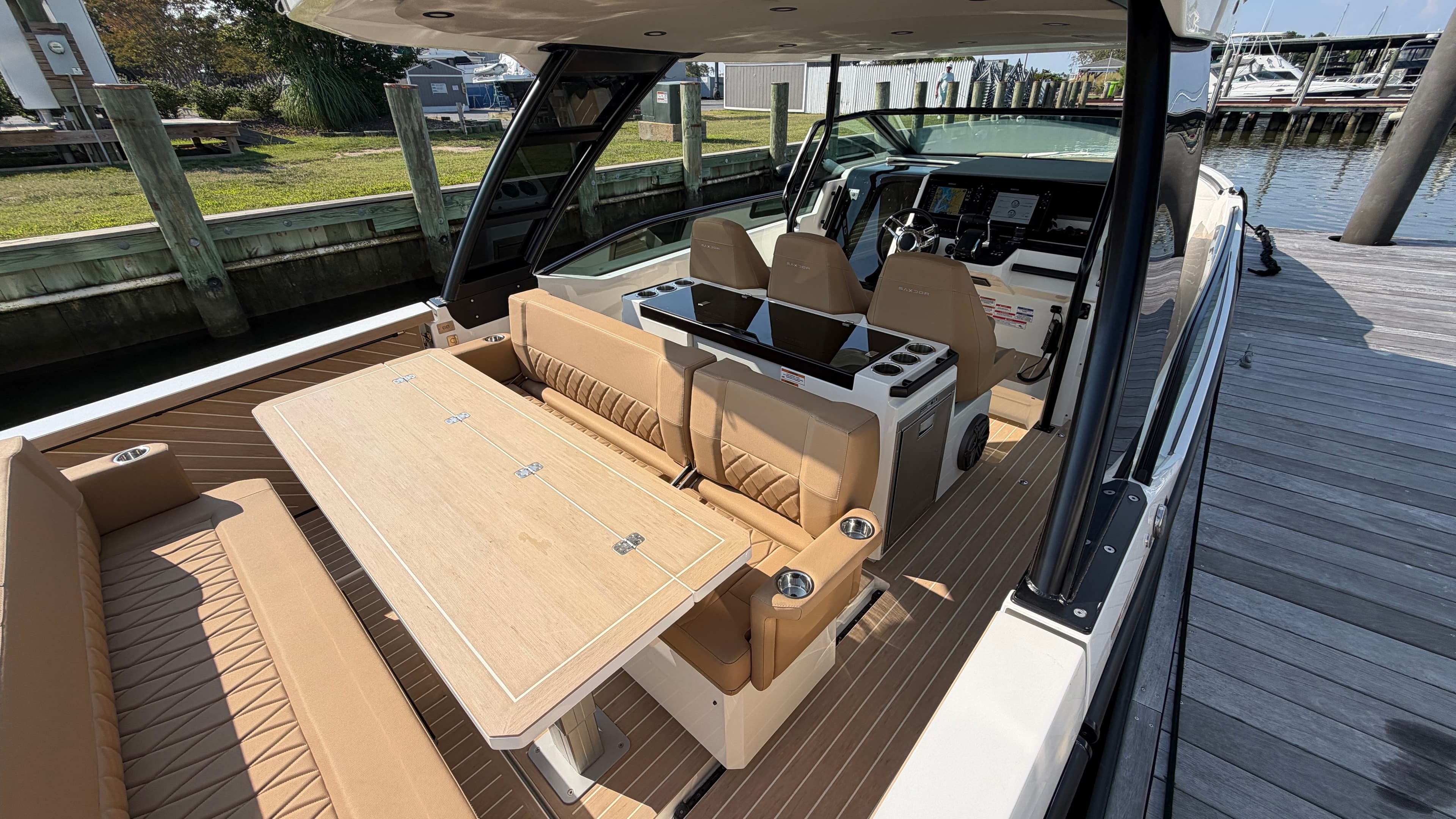 2027 Saxdor 320 GTO for Sale in Grasonville, Maryland Day Boats 4