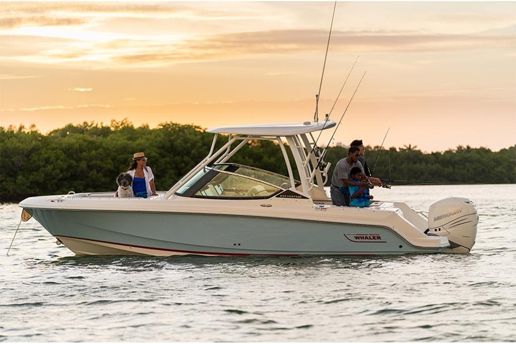 2027 Boston Whaler 240 Vantage in vendita a St Petersburg, FL Dual Console 4