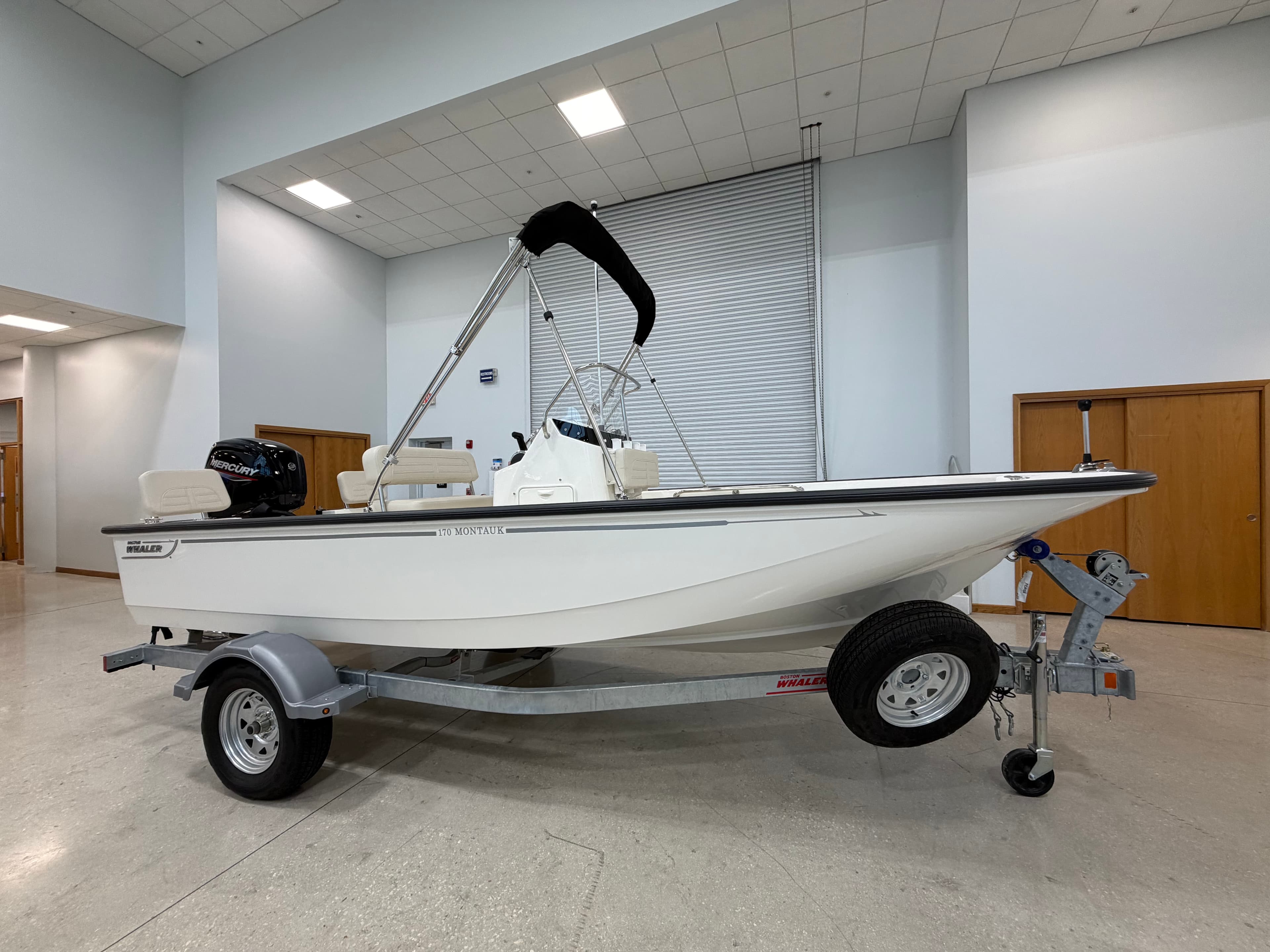 2027 Boston Whaler 170 Montauk à vendre à Stuart, Florida Center Console