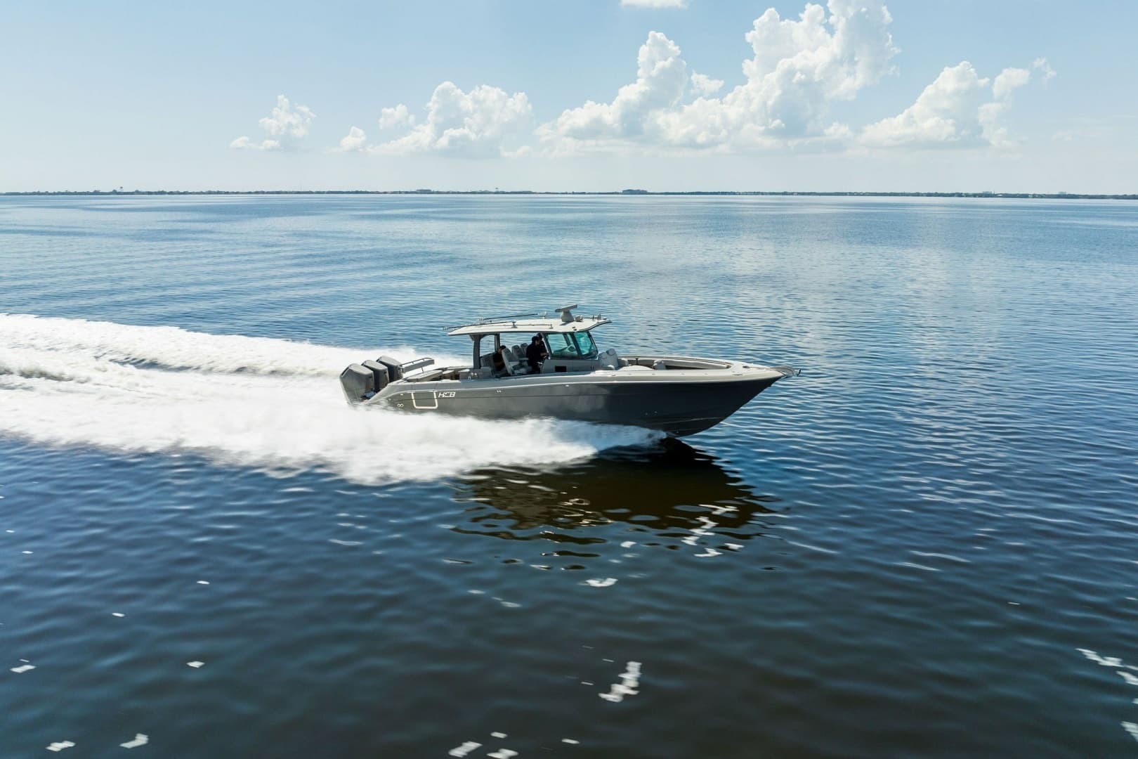 2023 HCB 42 Lujo for Sale in Tampa, Florida Center Console 5