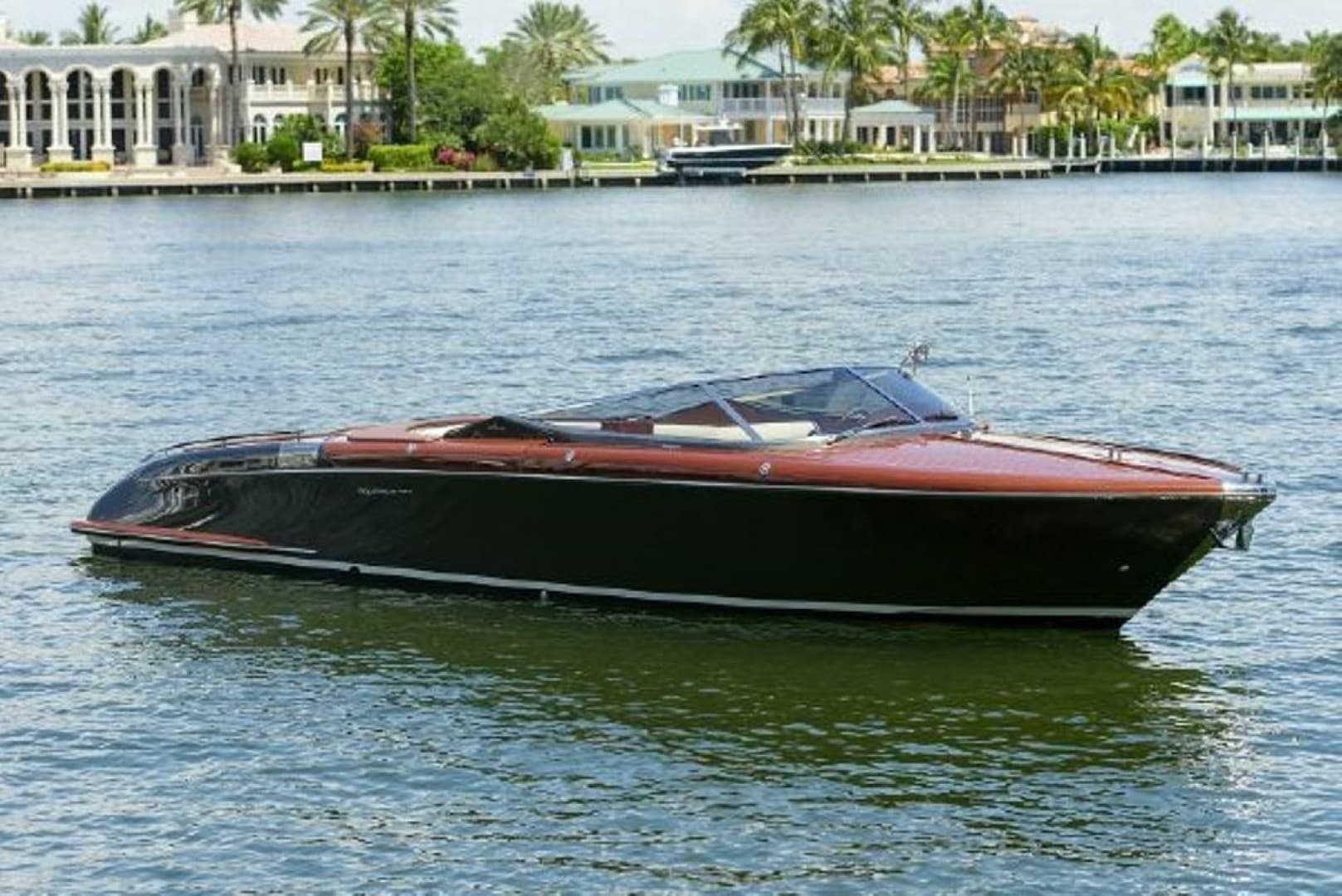 2015 Riva Aquariva 33 in vendita a Panama City, PA Runabout