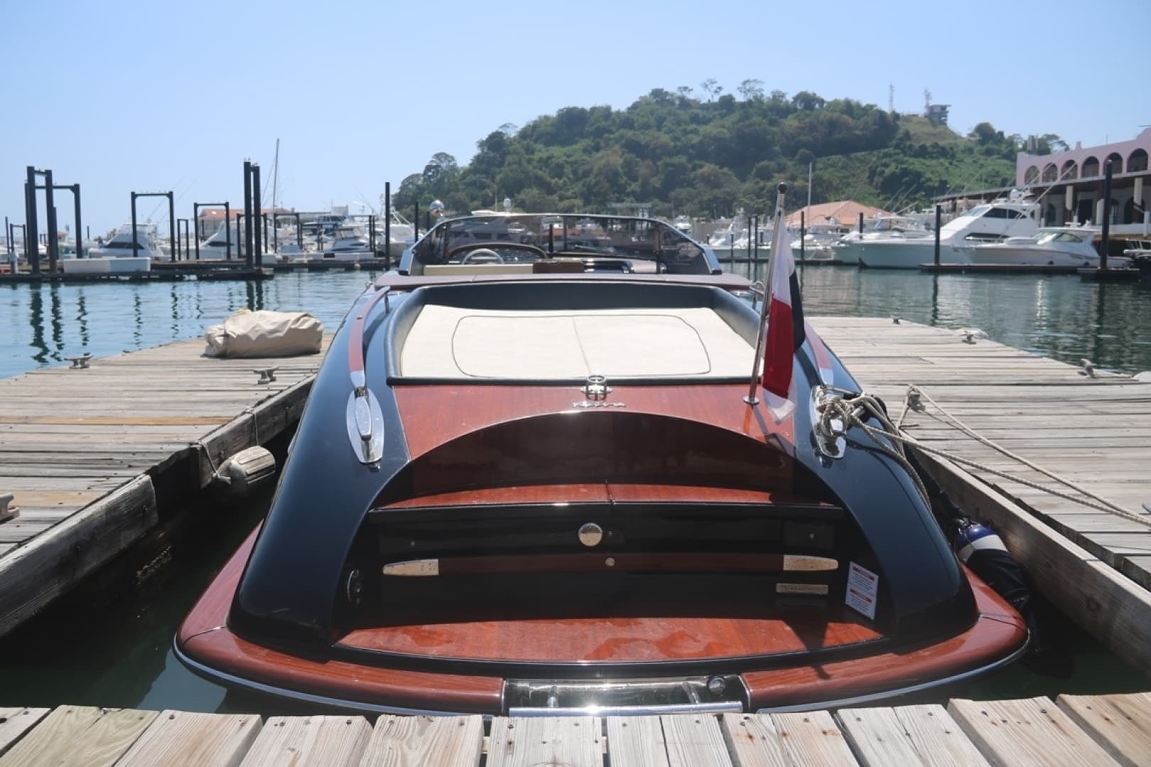 2015 Riva Aquariva 33 in vendita a Panama City, PA Runabout 5