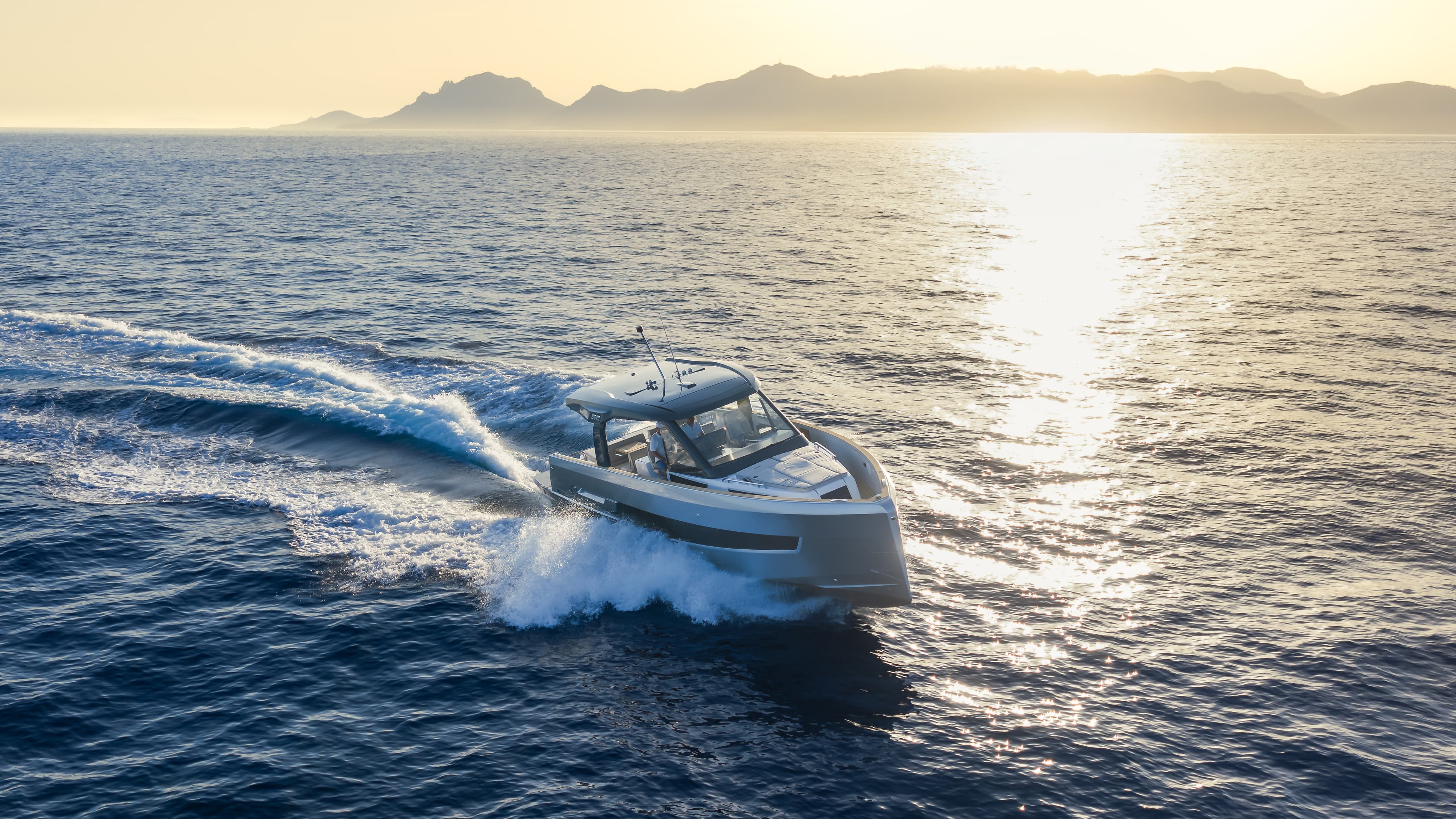 2027 FJORD 440 Open à vendre à Greifswald, DE Motor Yacht