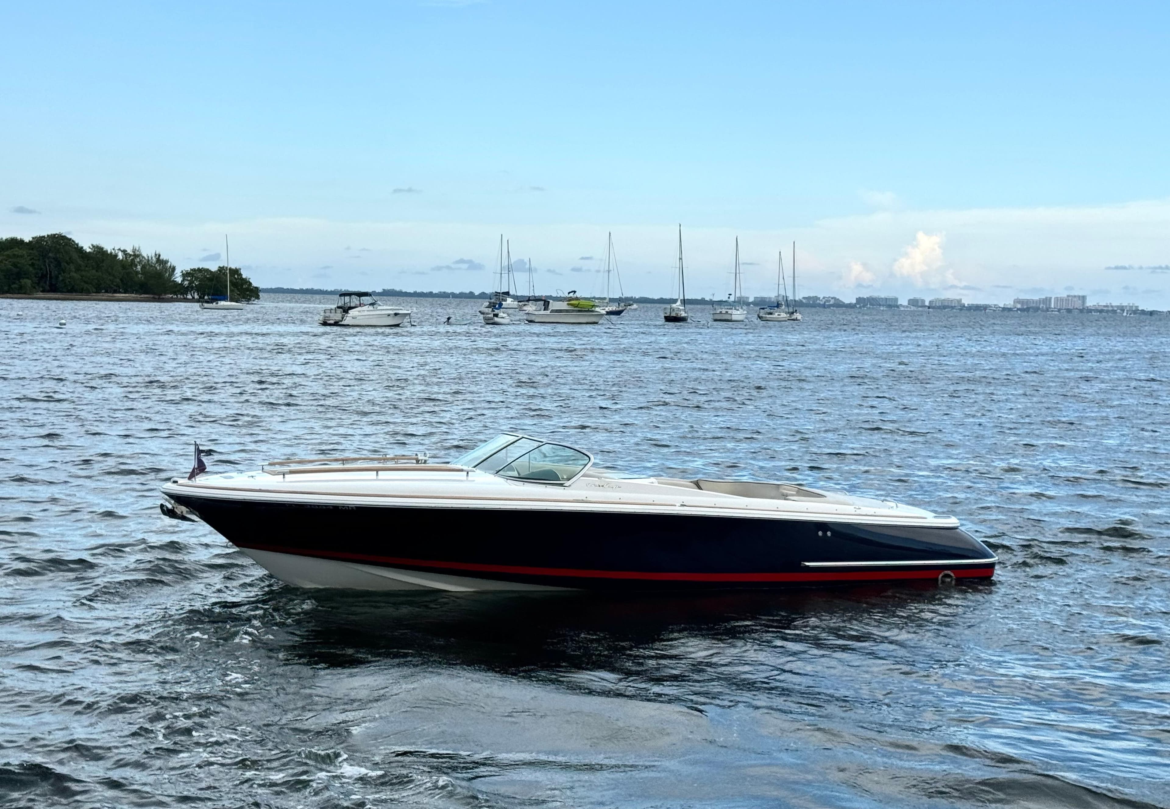 2004 Chris-Craft Corsair 28 for Sale in Miami, Florida Cuddy Cabin