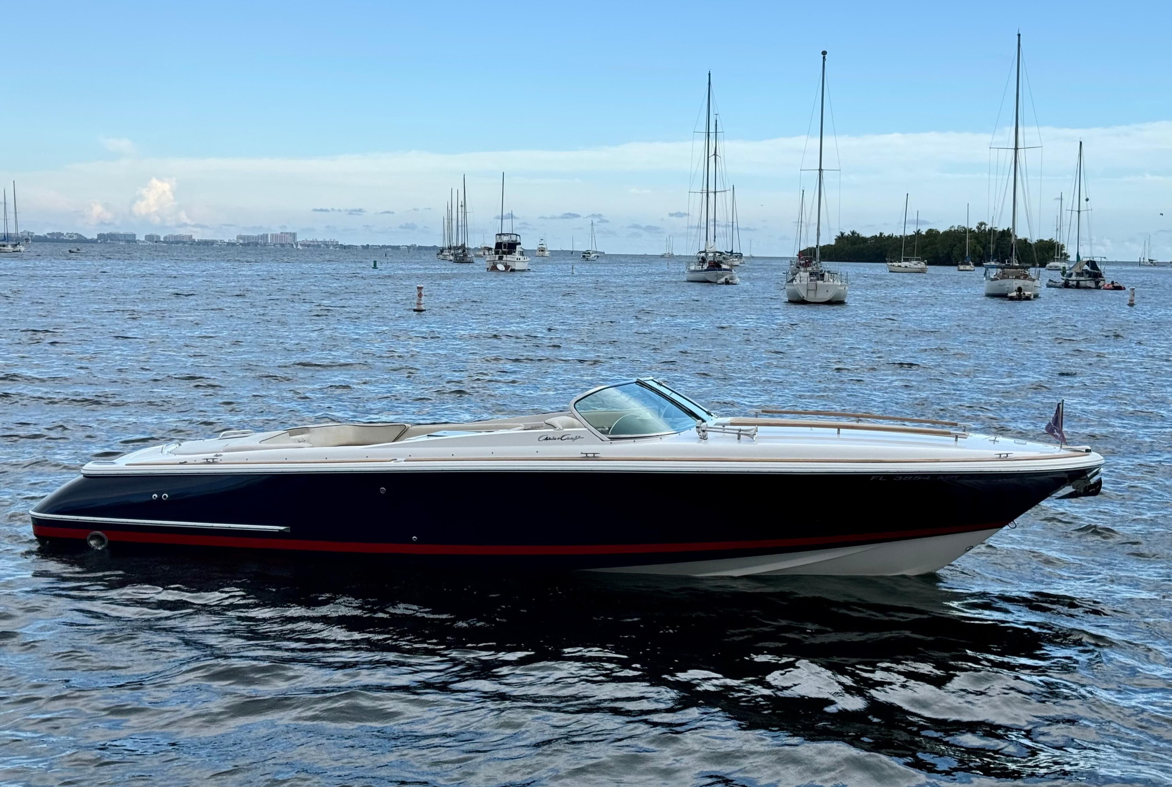 2004 Chris-Craft Corsair 28 for Sale in Miami, Florida Cuddy Cabin 2