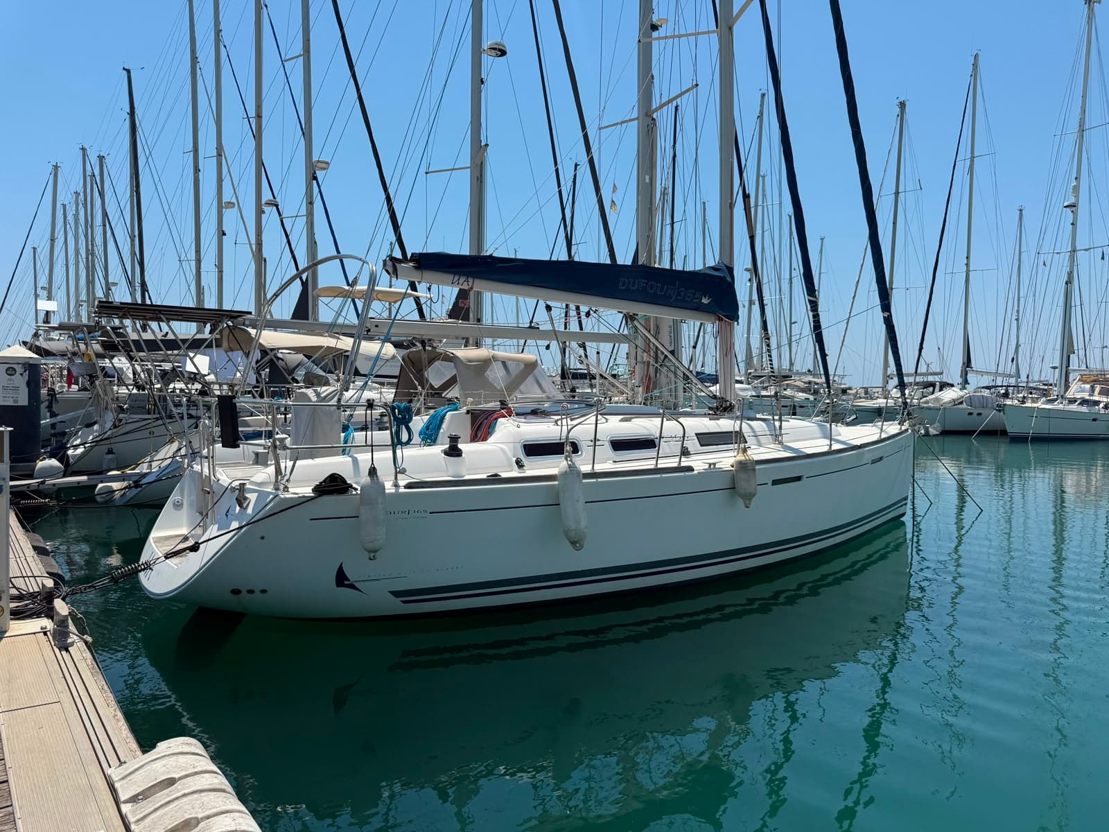 2005 Dufour 365 Grand Large for Sale in El Masnou, ES Sloop 3