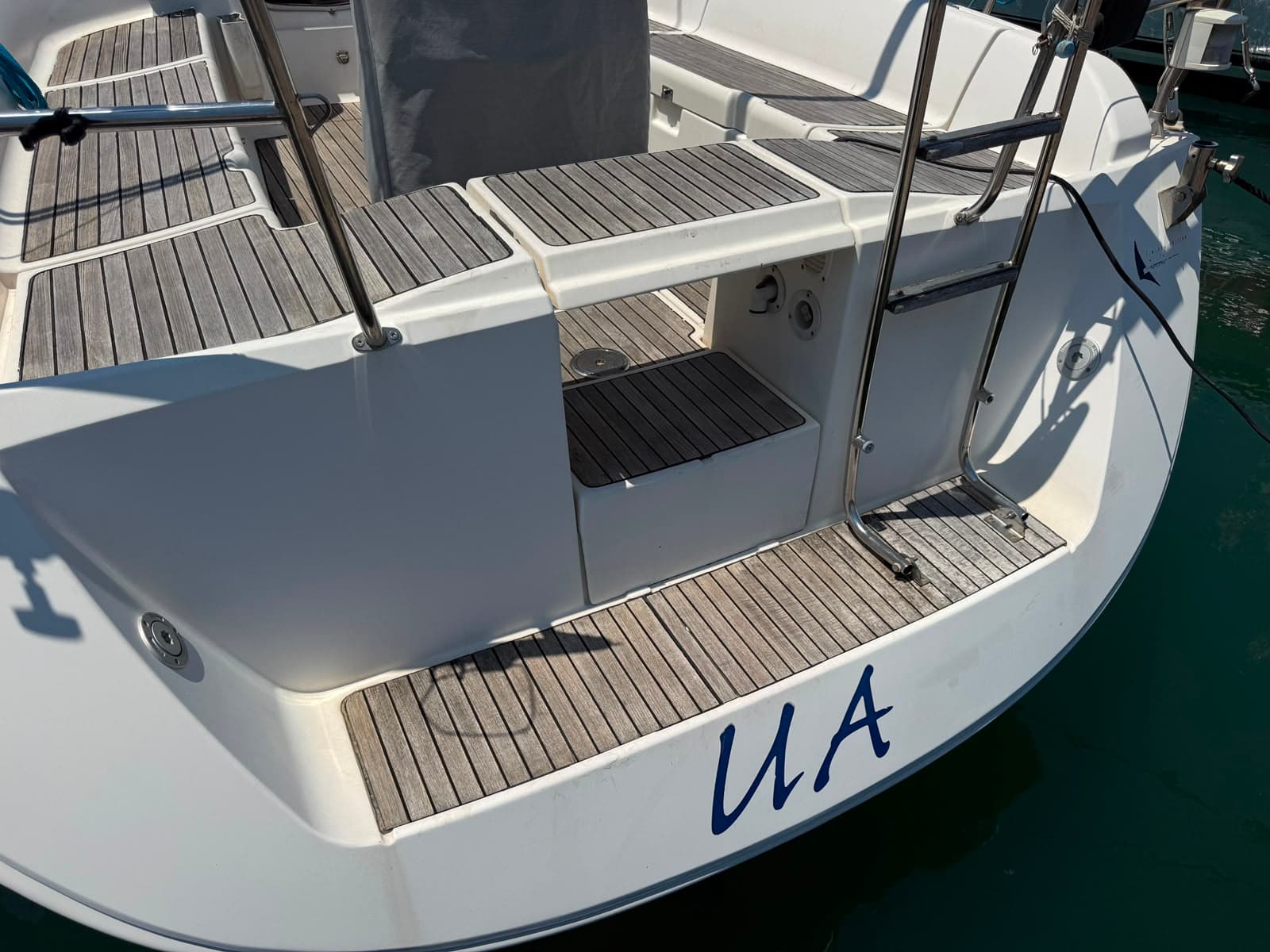 2005 Dufour 365 Grand Large for Sale in El Masnou, ES Sloop 4