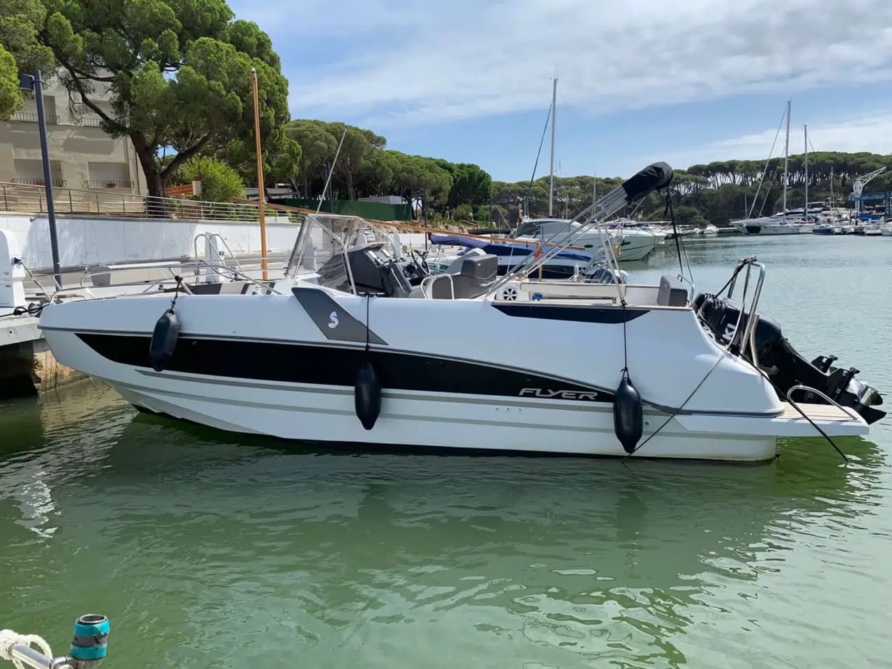 2019 Beneteau Flyer 7 SPACEdeck for Sale in Viladamat, ES Center Console 3