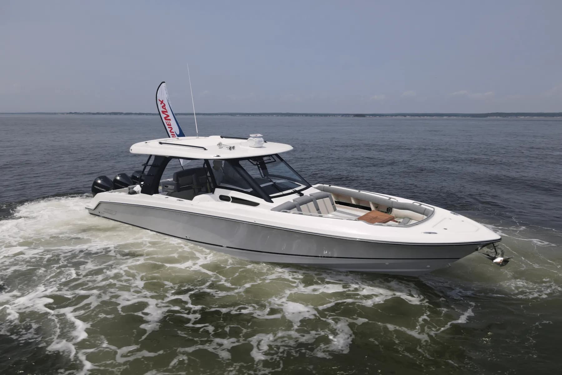 2025 Boston Whaler 350 Realm zum Verkauf in Quincy, MA Bowrider 2