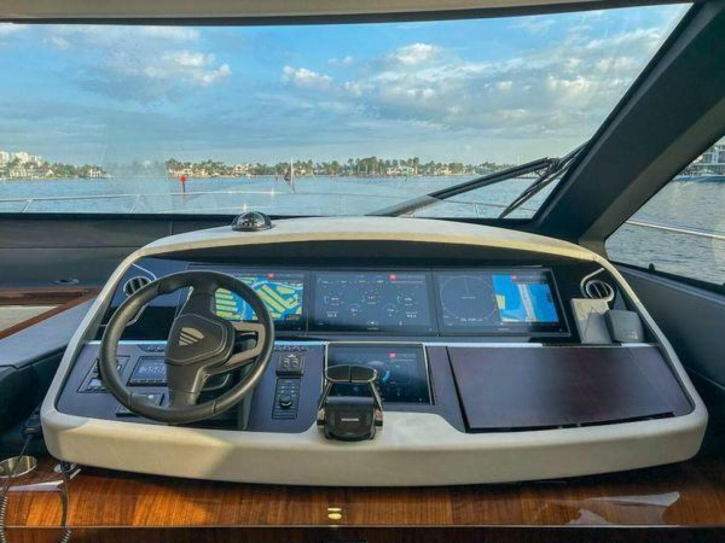 2024 Fairline Squadron 68 for Sale in Ft. Lauderdale, Florida Flybridge 3