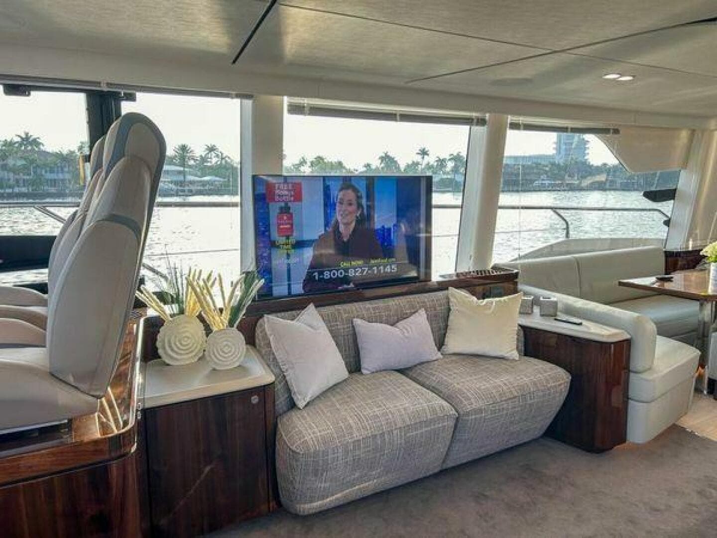 2024 Fairline Squadron 68 for Sale in Ft. Lauderdale, Florida Flybridge 5