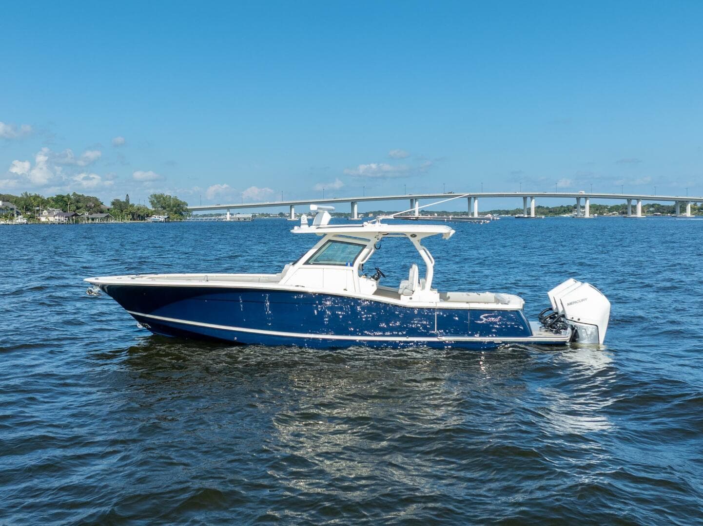 2023 Scout Boats 355 LXF zum Verkauf in Stuart, Florida Center Console 3