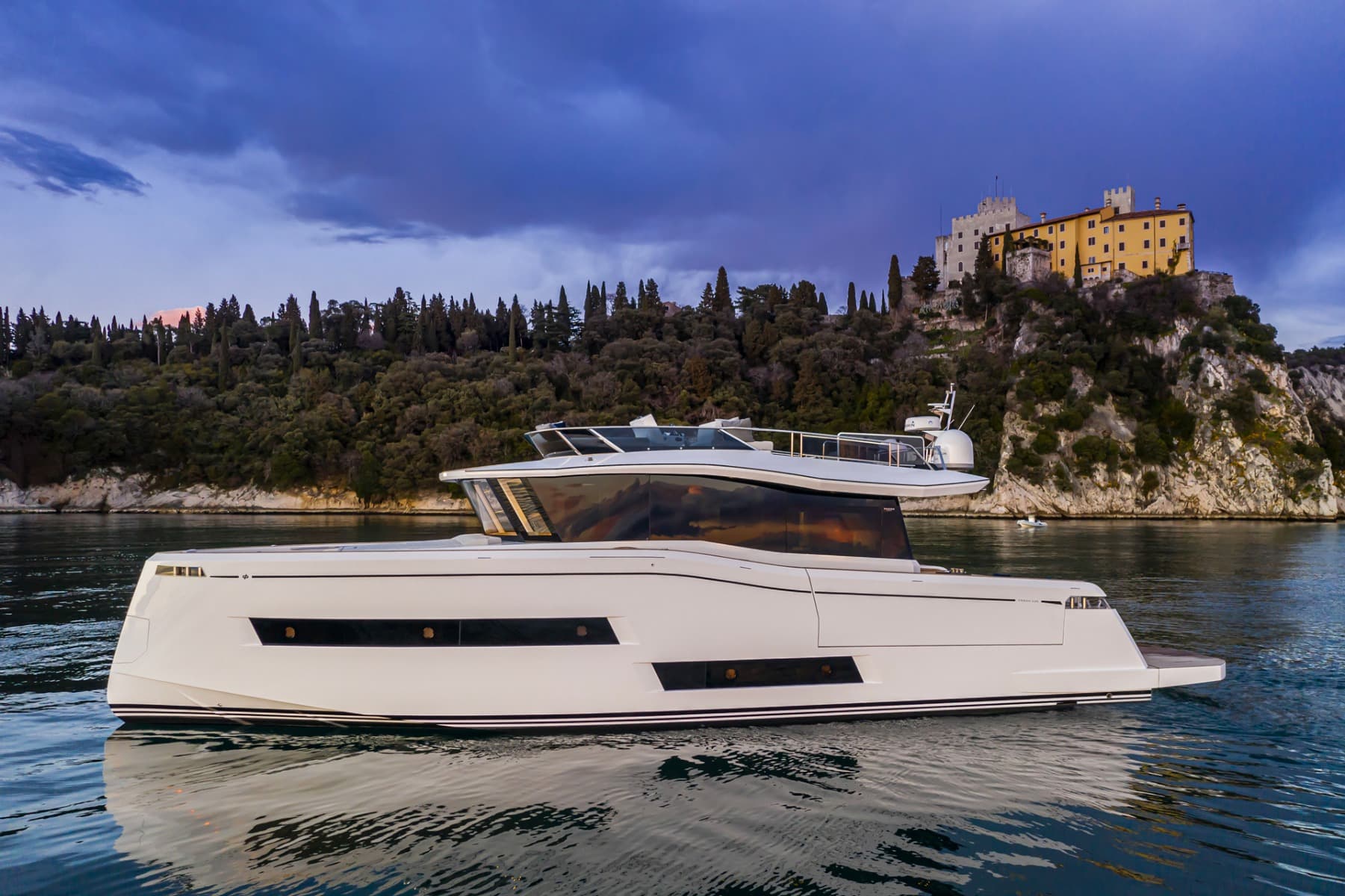 2020 Pardo Yachts E60 zum Verkauf in Piraeus, GR Flybridge