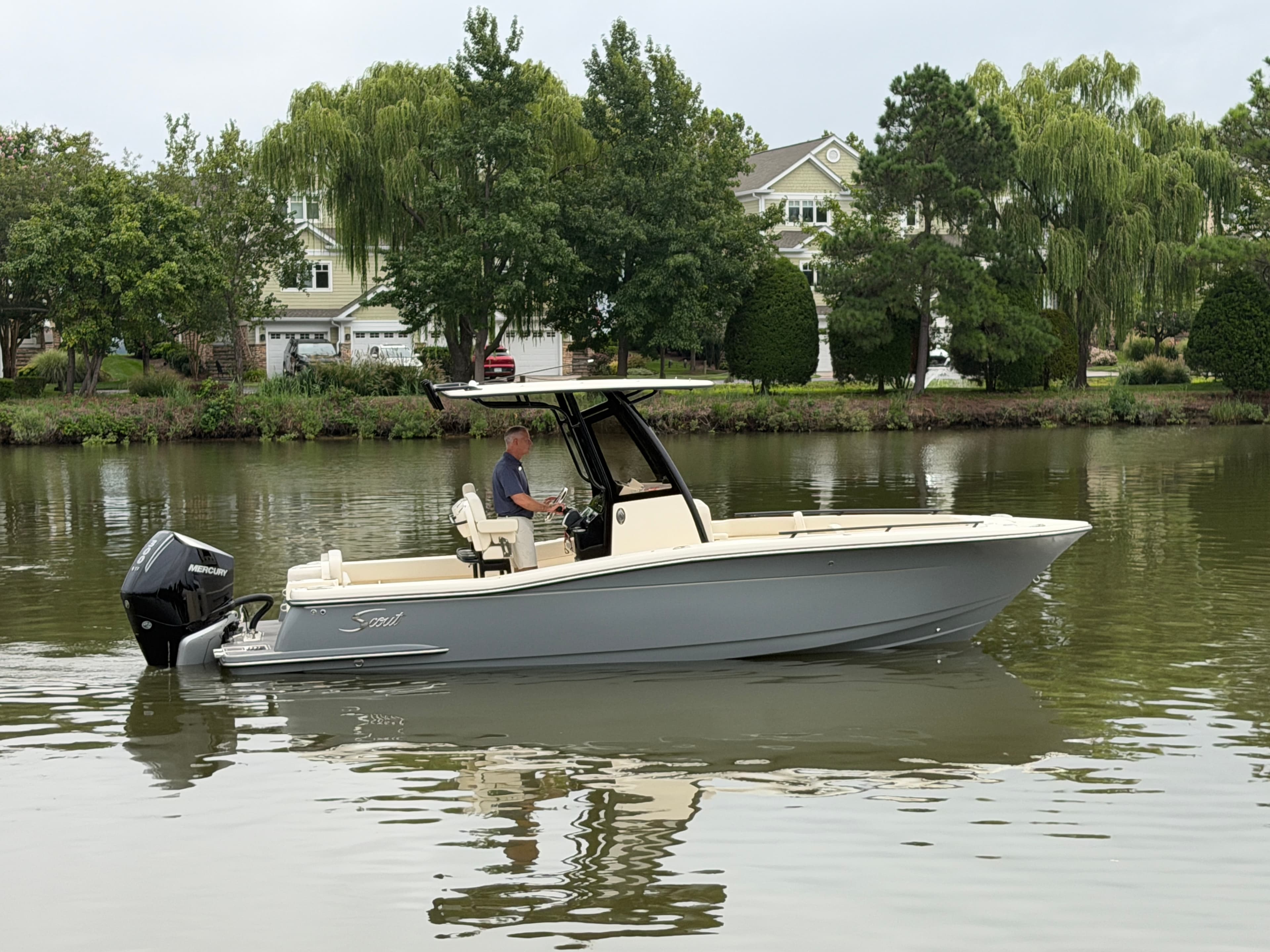 2026 Scout Boats 240 XSF zum Verkauf in Grasonville, MD Center Console 3
