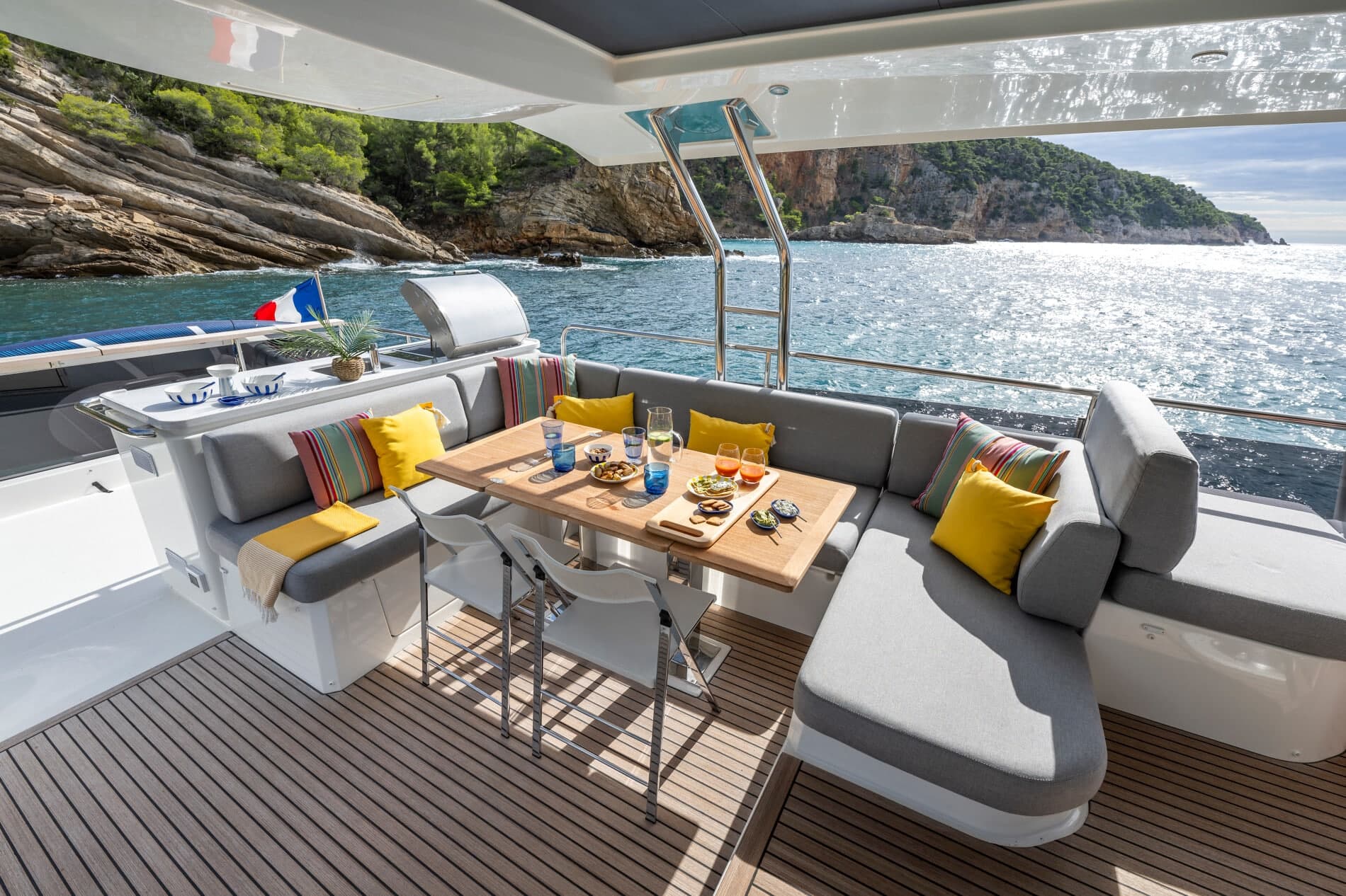 2026 Beneteau Swift Trawler 54 a la venta en Viladamat, ES Explorer Yachts 4