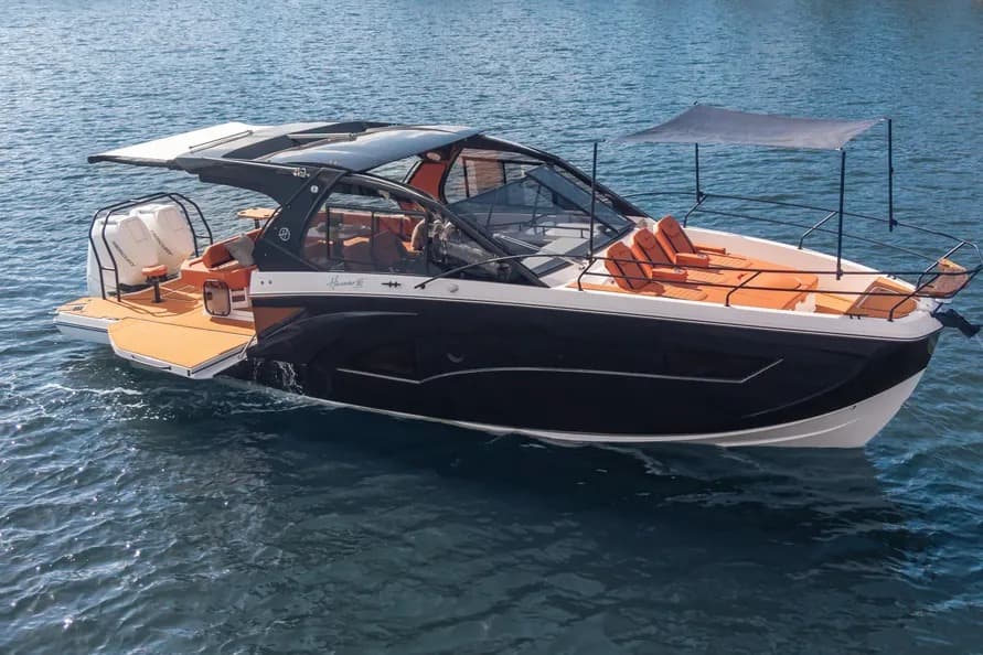 2027 Hanover Yachts 387 in vendita a Newport, Rhode Island Aft Cabin