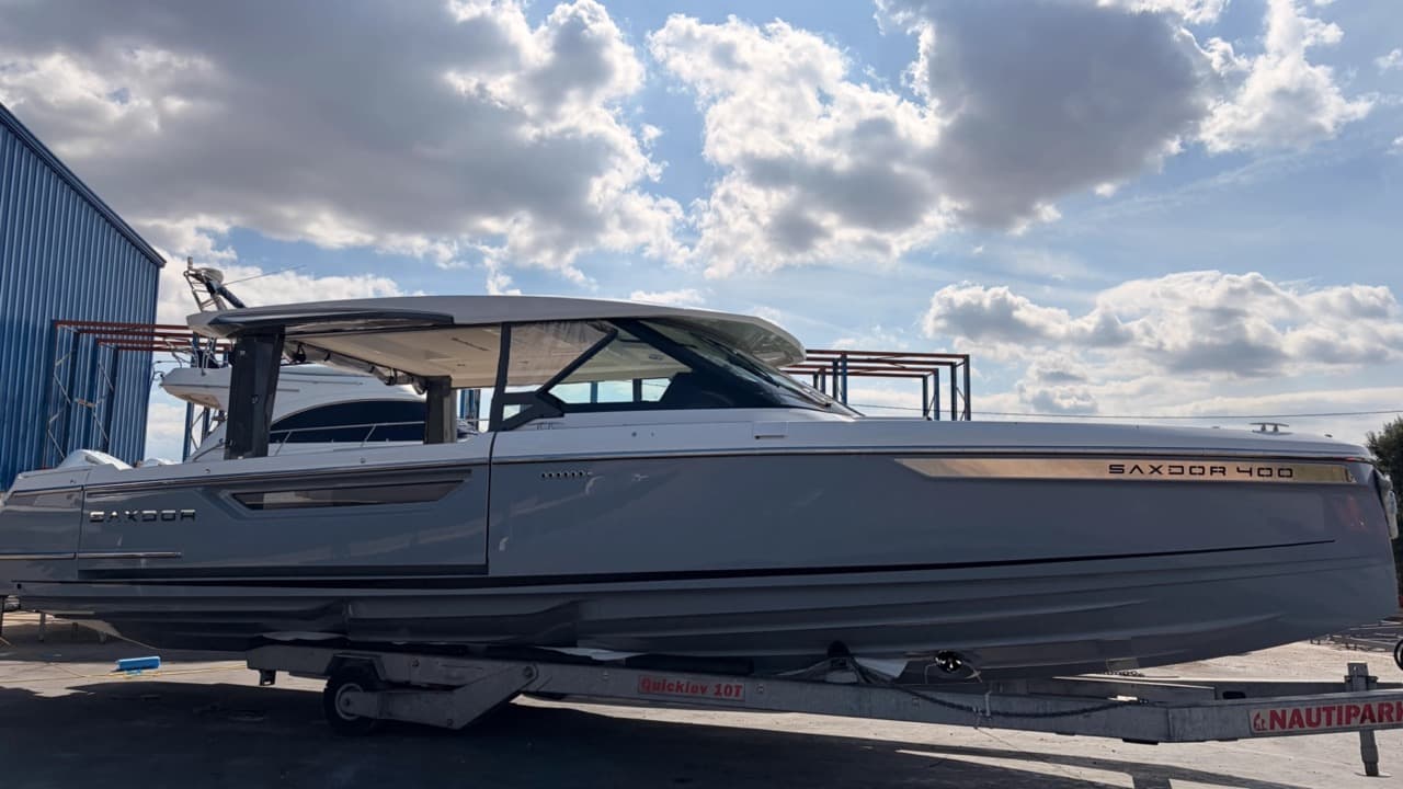 2026 Saxdor 400 GTO for Sale in Empuriabrava, ES Express Cruiser 4