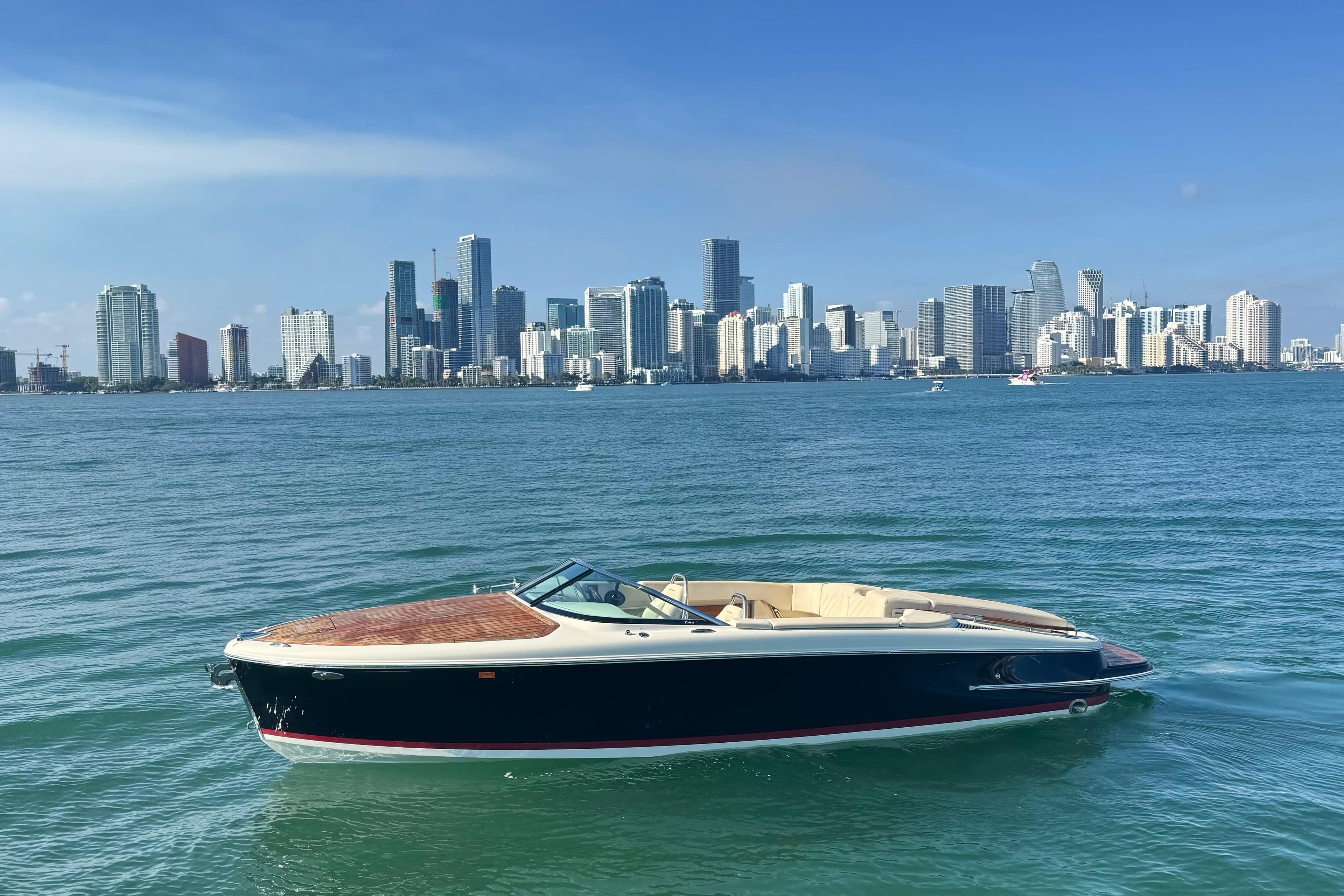 2018 Chris-Craft Capri 27 in vendita a Key Biscayne, Florida Day Boats
