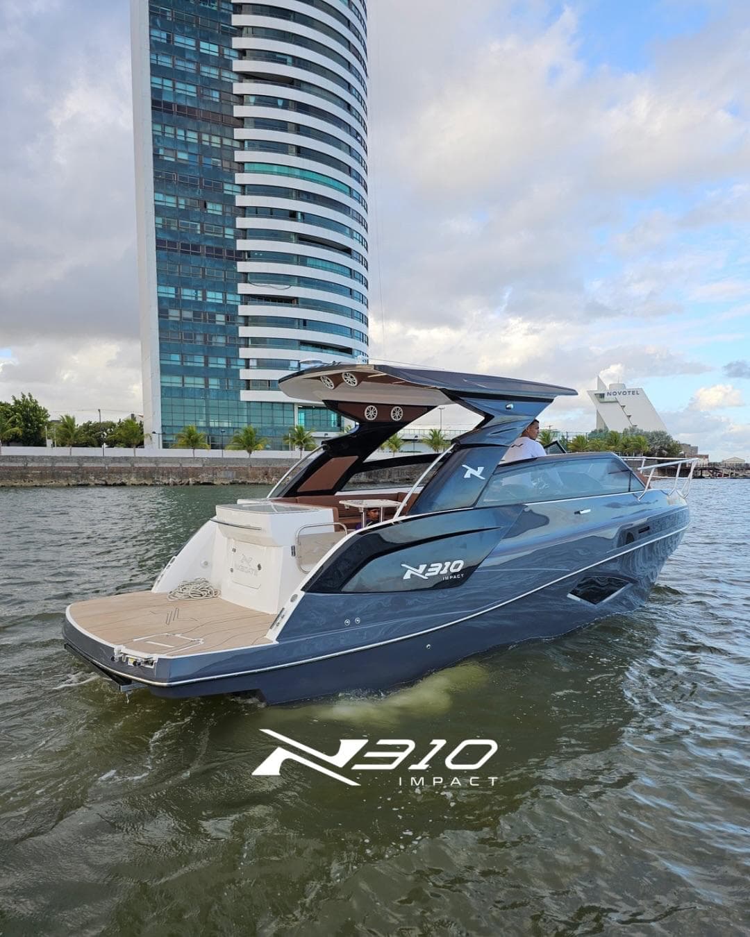 2026 NX Boats NX310 Impact zum Verkauf in Dania Beach, Florida Express Cruiser 2