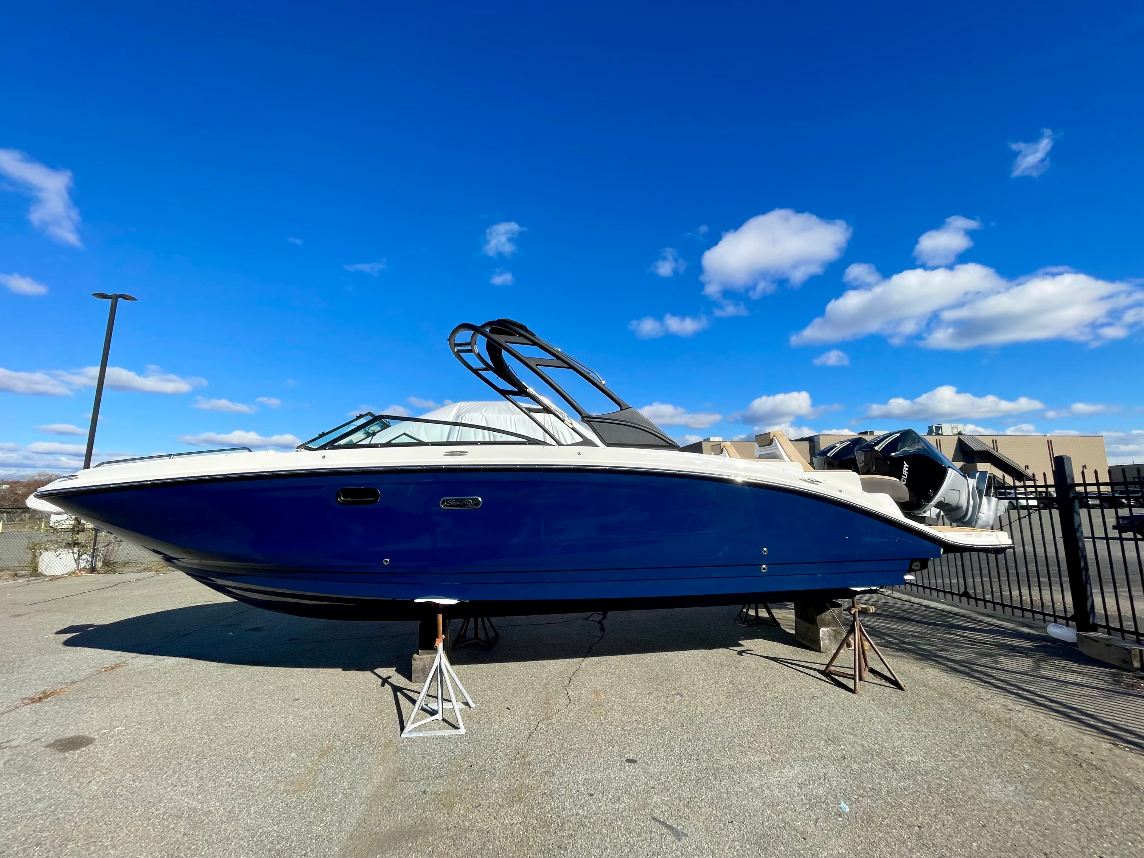 2026 Sea Ray SDX 290 Outboard for Sale in Danvers, Massachusetts Bowrider