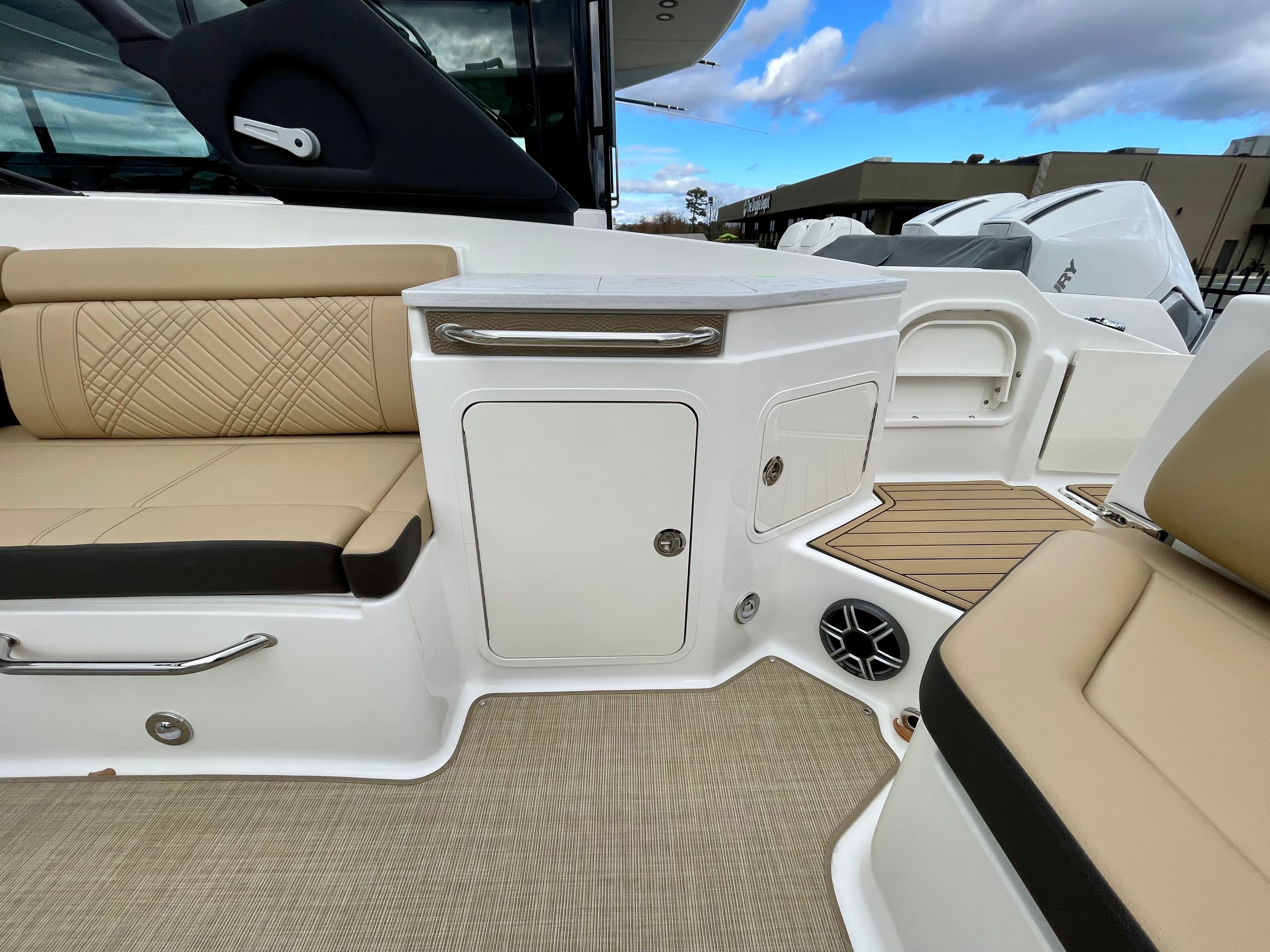 2026 Sea Ray SDX 290 Outboard for Sale in Danvers, Massachusetts Bowrider 5