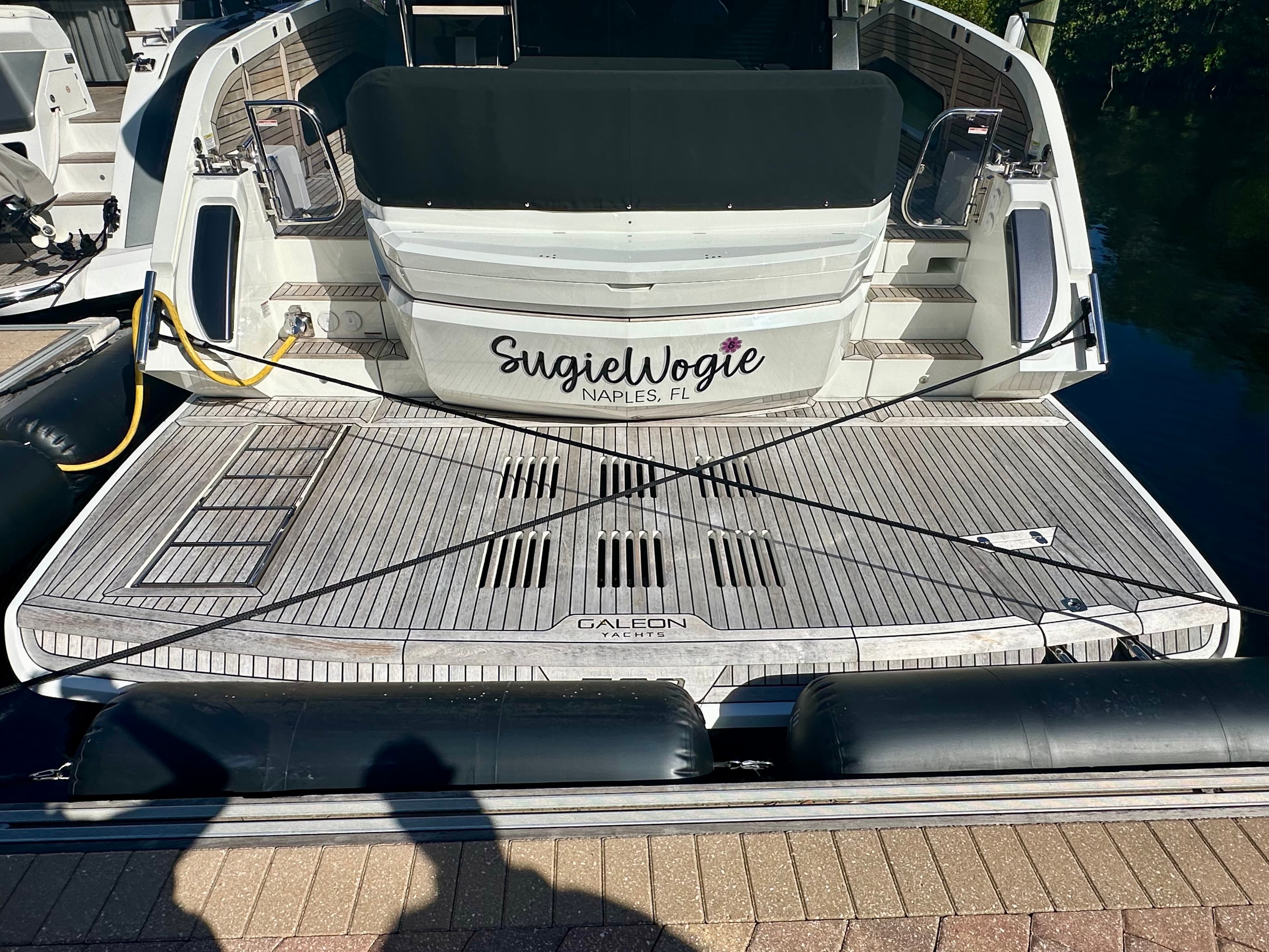 2025 Galeon Yachts 500 Fly for Sale in Fort Myers, FL Flybridge 4