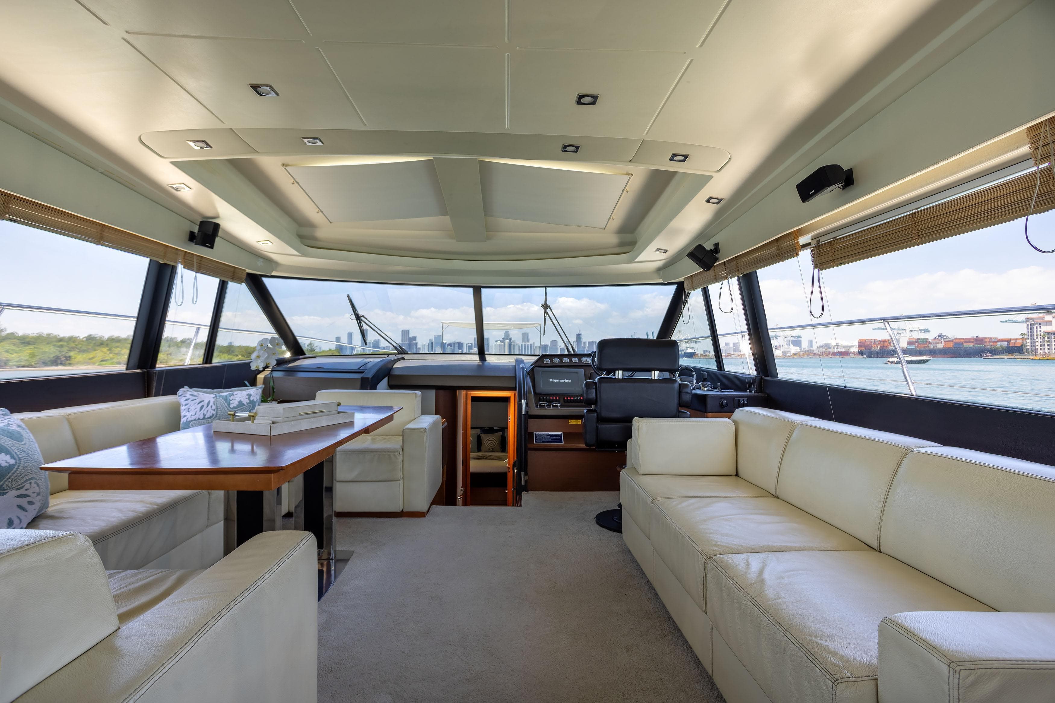 2013 Prestige 620 a la venta en Miami, Florida Flybridge 4