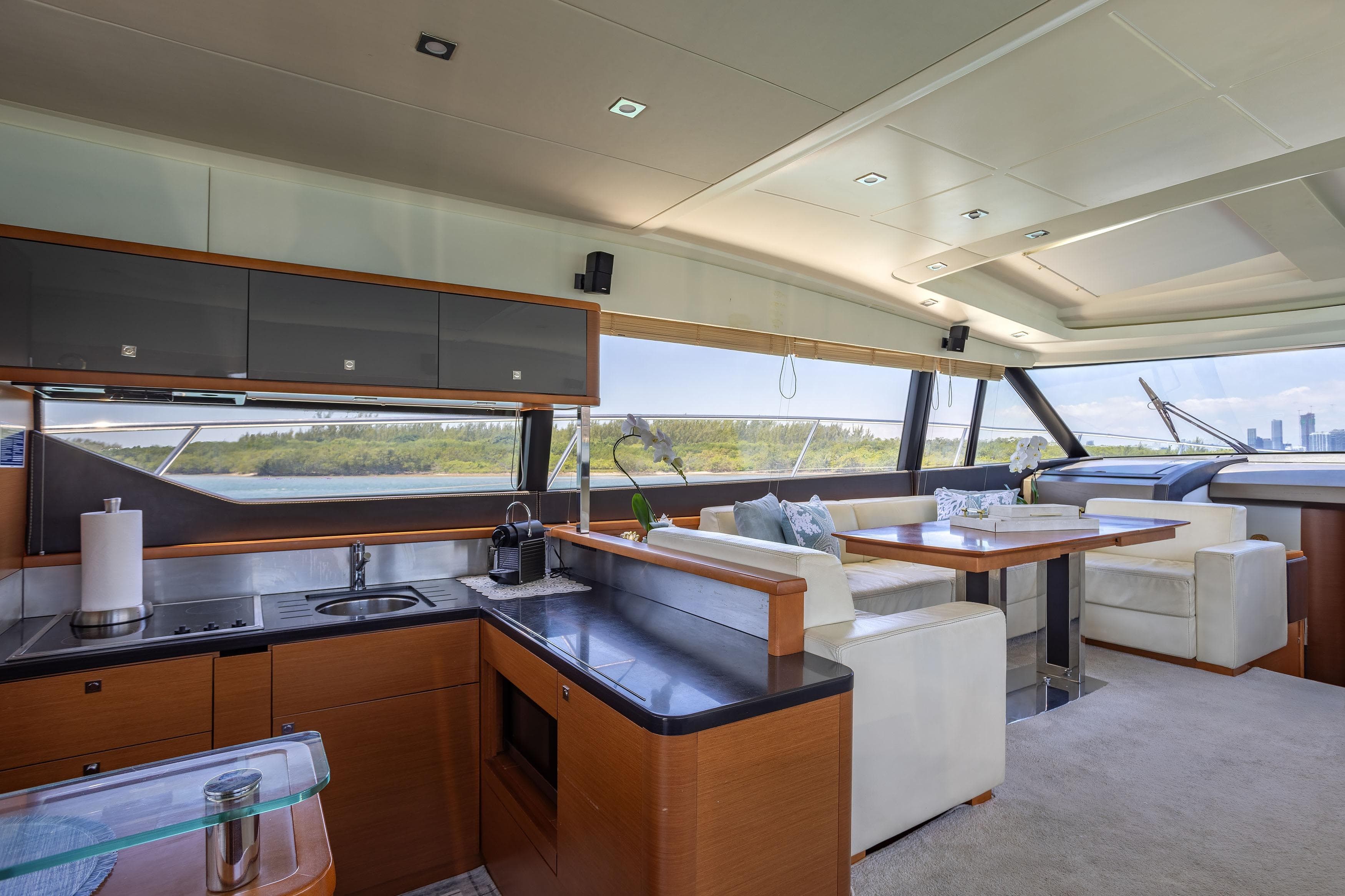 2013 Prestige 620 a la venta en Miami, Florida Flybridge 5