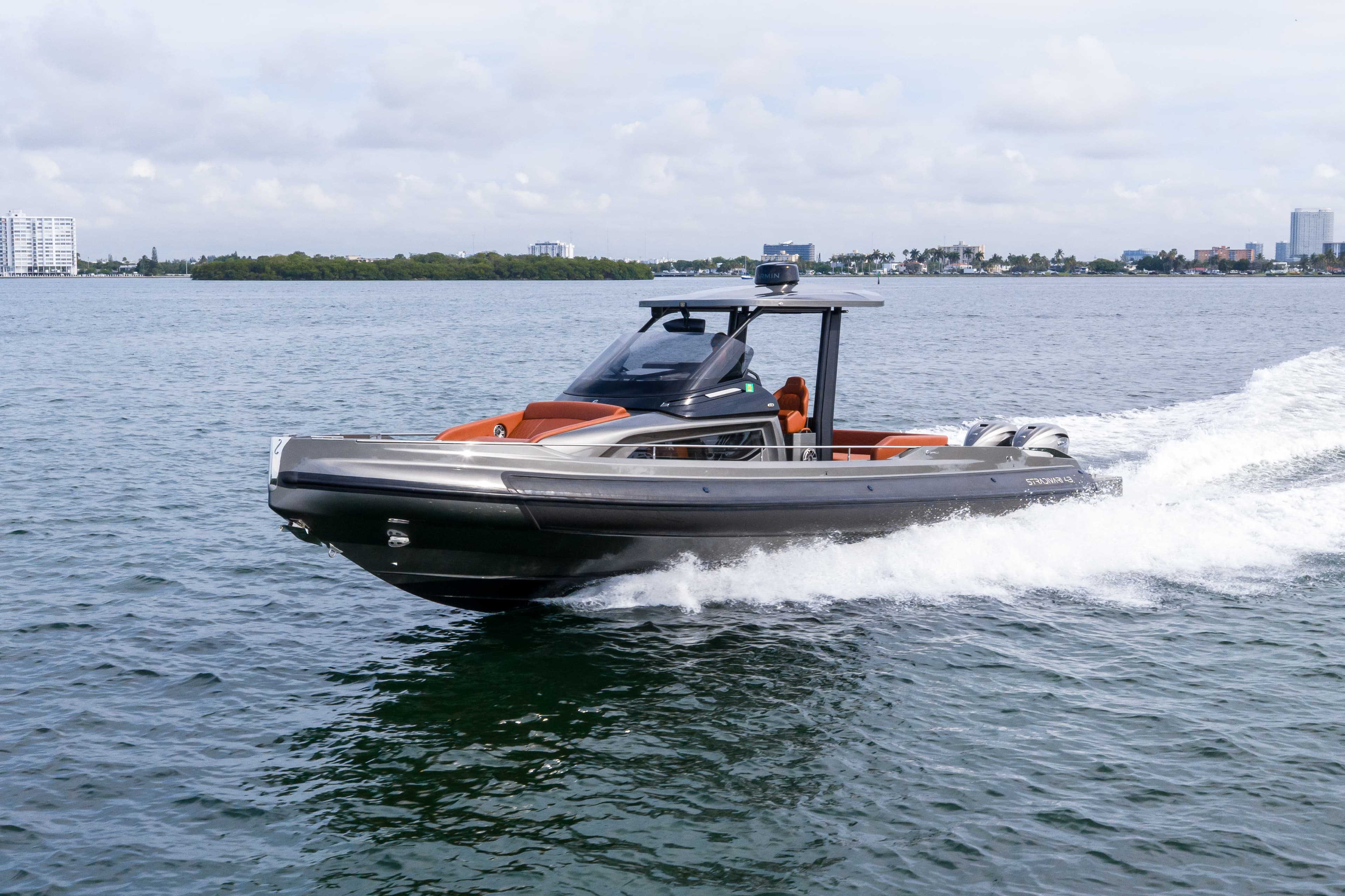 2025 Cantieri Capelli Stradivari 43 zum Verkauf in Miami, Florida Day Boats