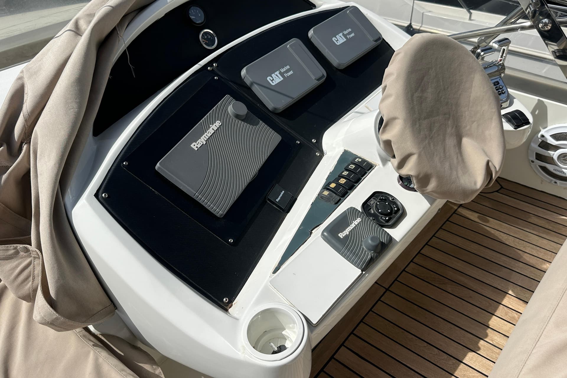 Sunseeker Manhattan 64 for Sale