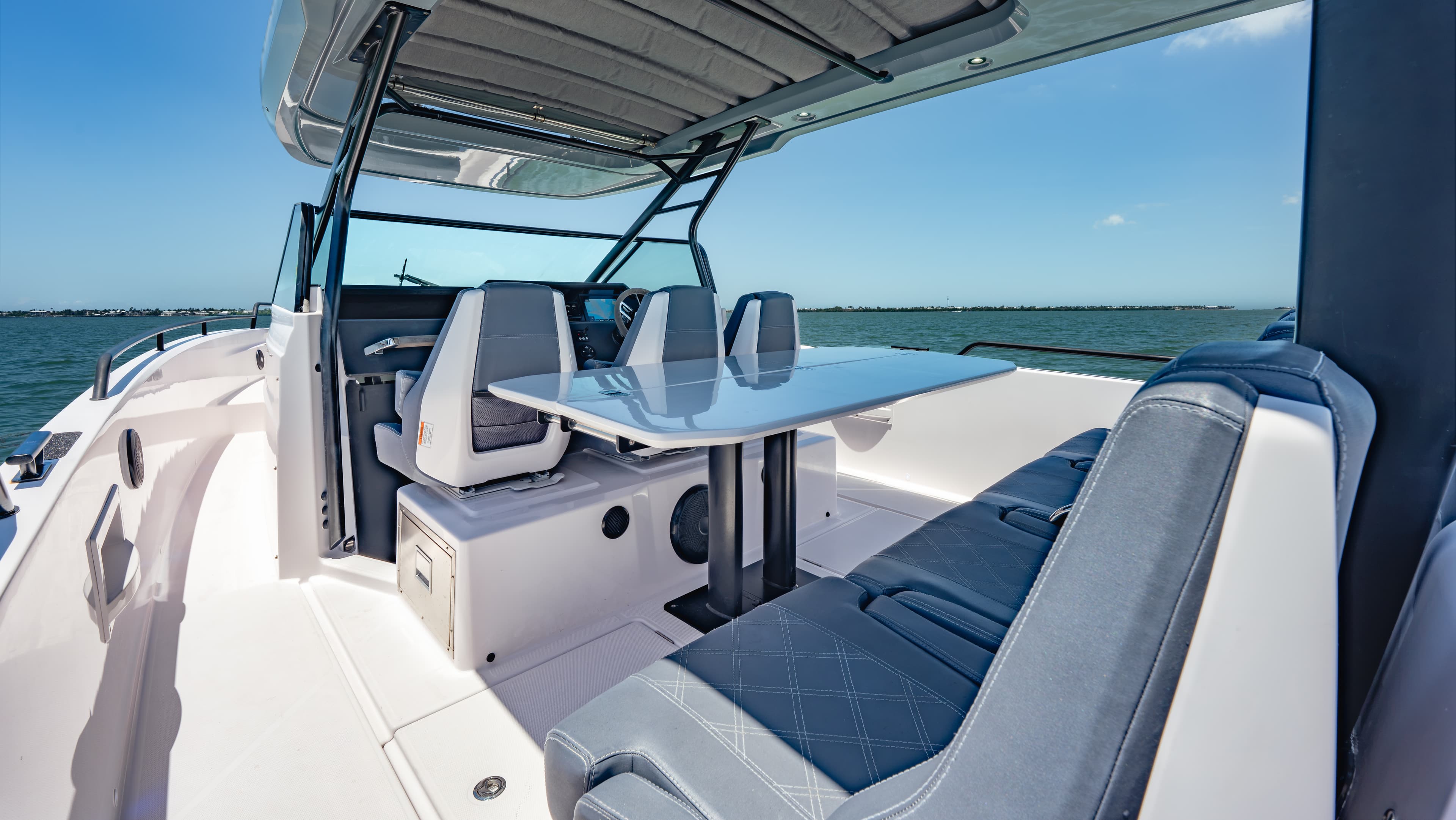 2023 Axopar 37 Sun-Top a la venta en Captiva, Florida Day Boats 4