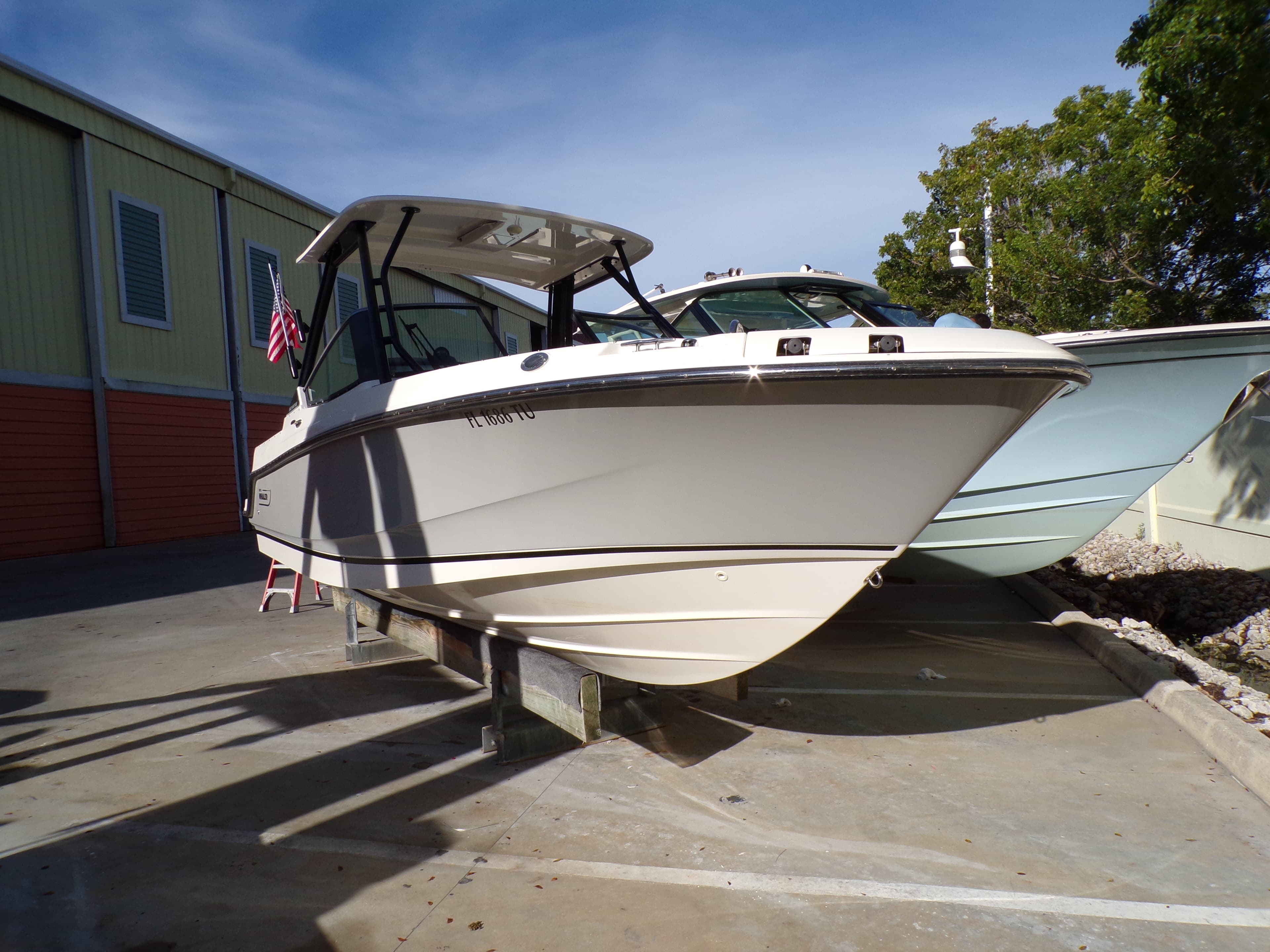2024 Boston Whaler 240 Vantage zum Verkauf in Naples, FL Dual Console 2