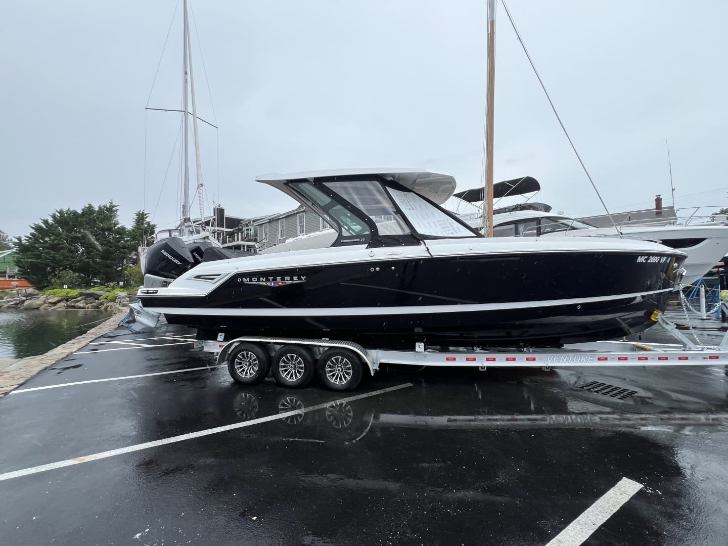 2027 Monterey Elite 30 OB zum Verkauf in South Dartmouth, Massachusetts Bowrider 2