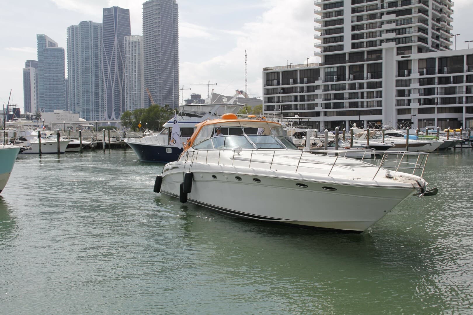 Sea Ray Sundancer 540 for Sale